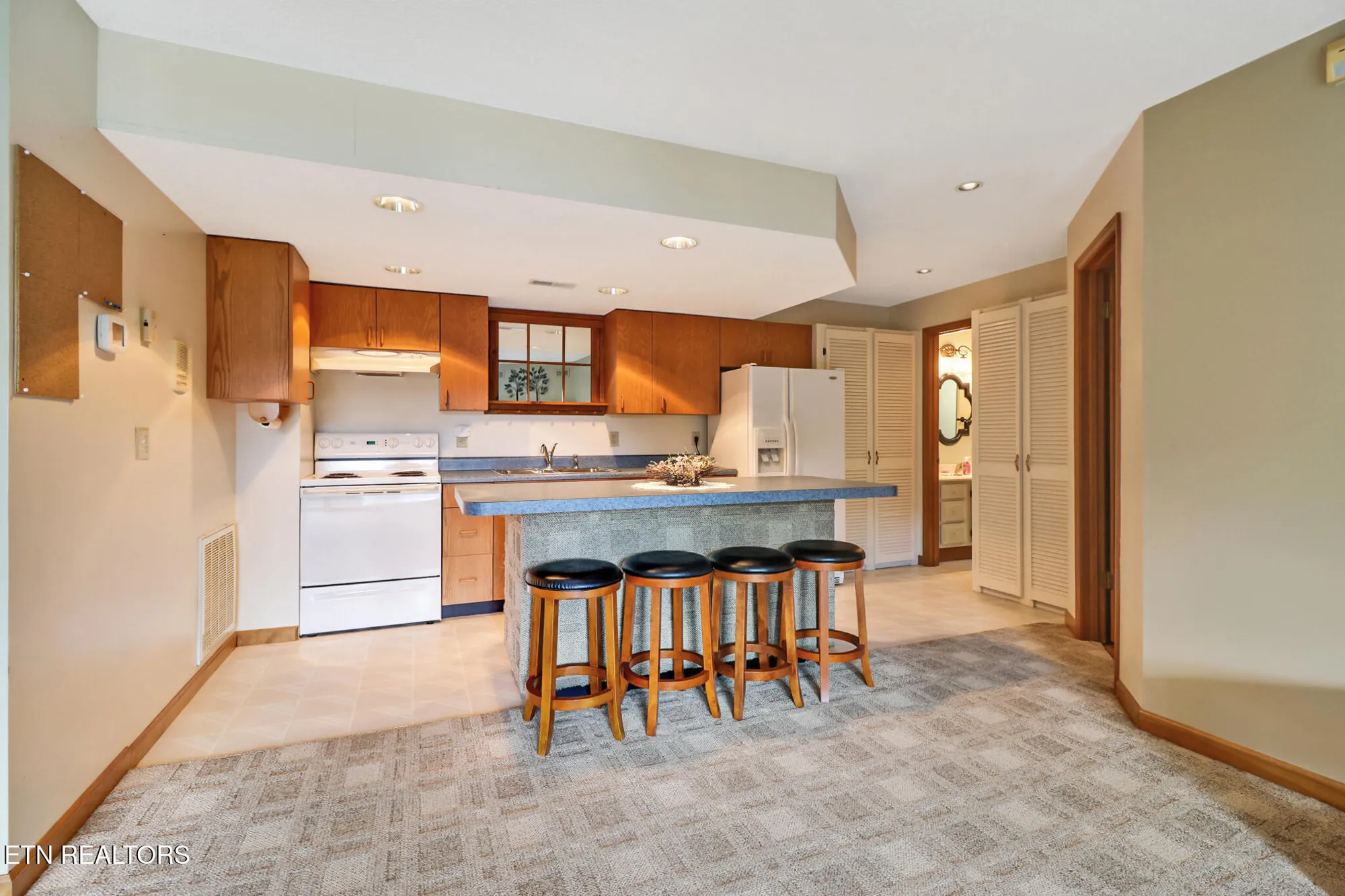 Property Slideshow image 35 of 56 | 362 westchester dr, Crossville, TN, 38558