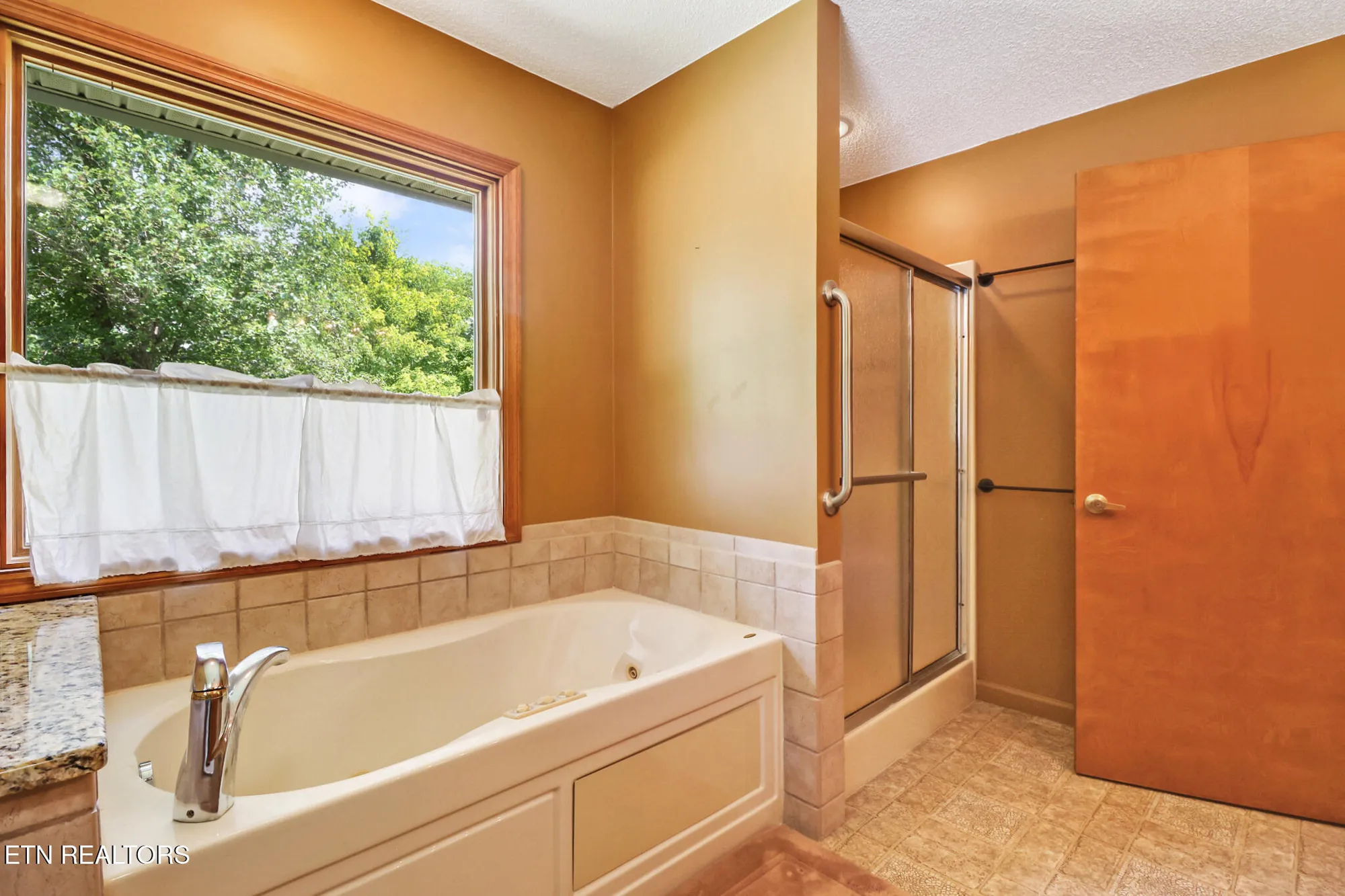 Property Slideshow image 25 of 56 | 362 westchester dr, Crossville, TN, 38558