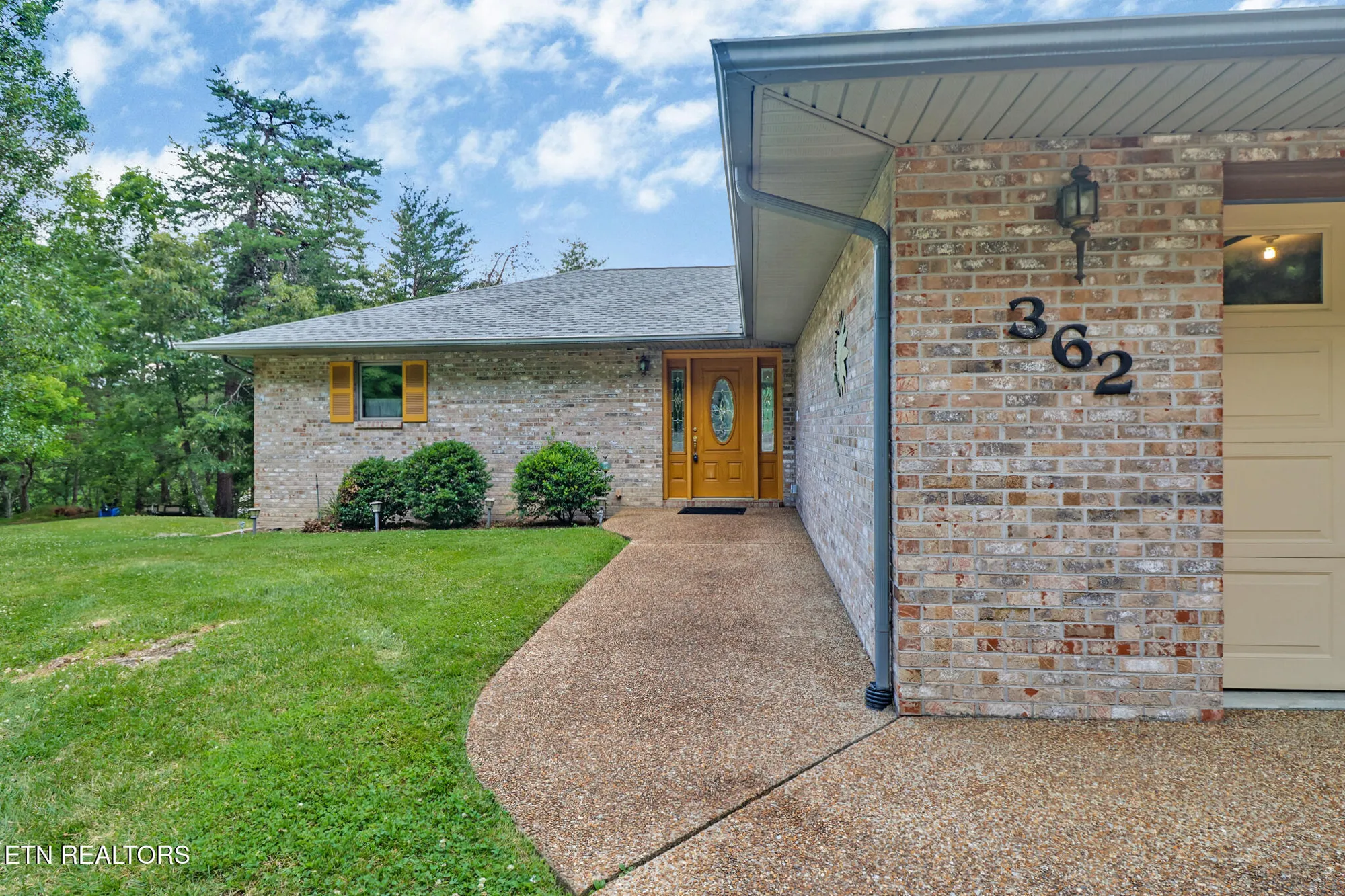 Property Slideshow image 1 of 56 | 362 westchester dr, Crossville, TN, 38558