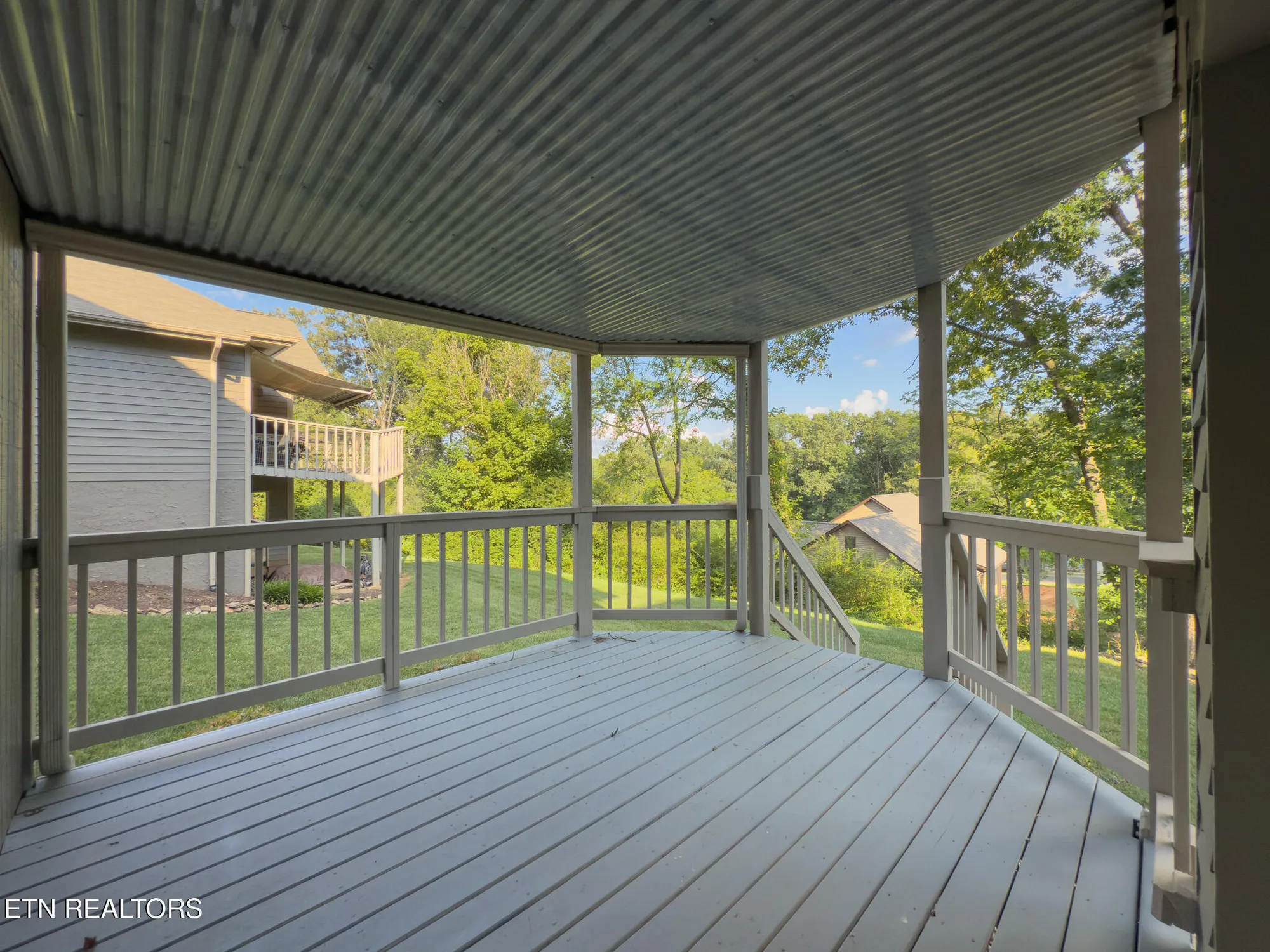 Property Slideshow image 30 of 35 | 207 chota hills ln, Loudon, TN, 37774