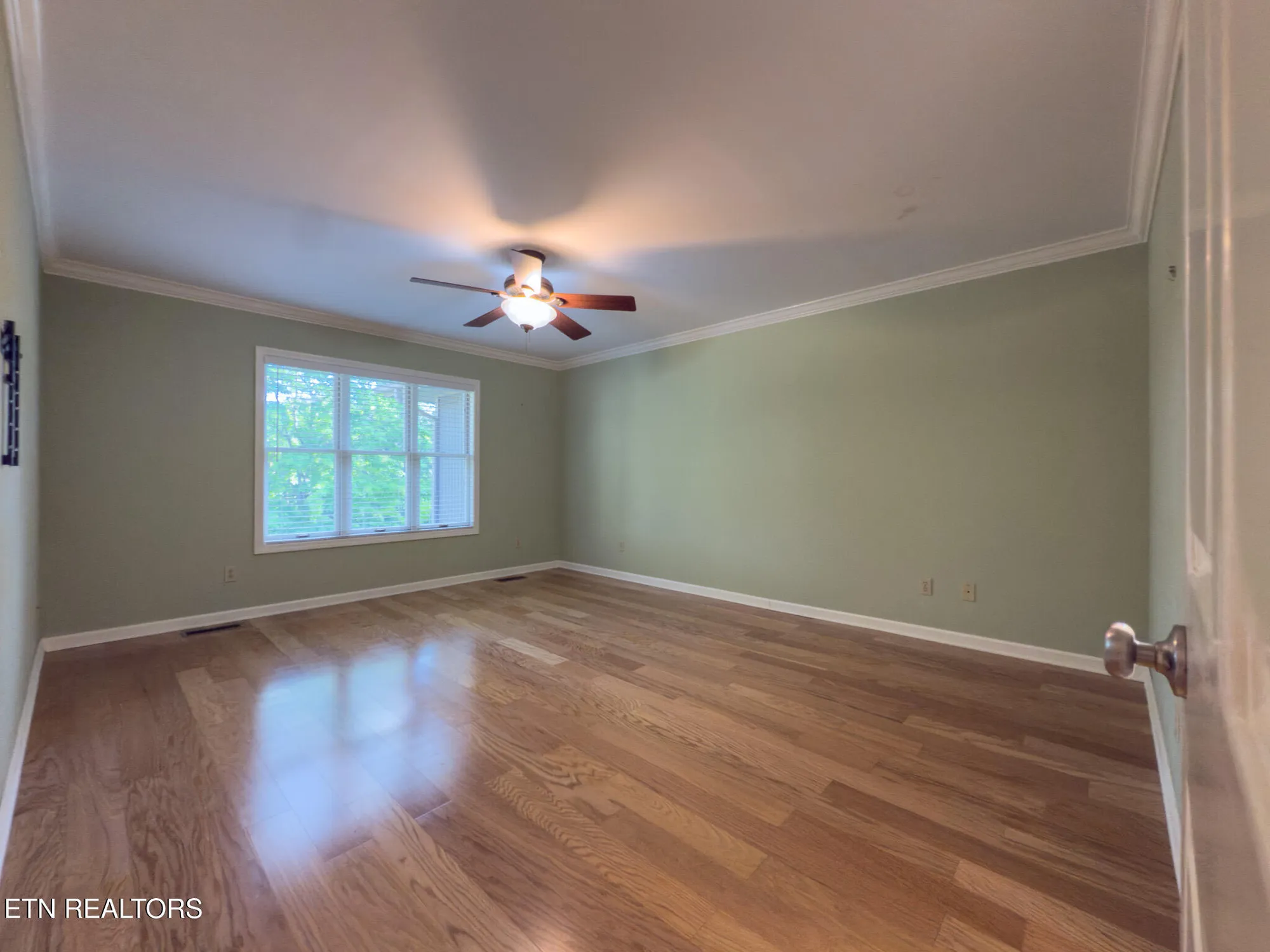 Property Slideshow image 12 of 35 | 207 chota hills ln, Loudon, TN, 37774