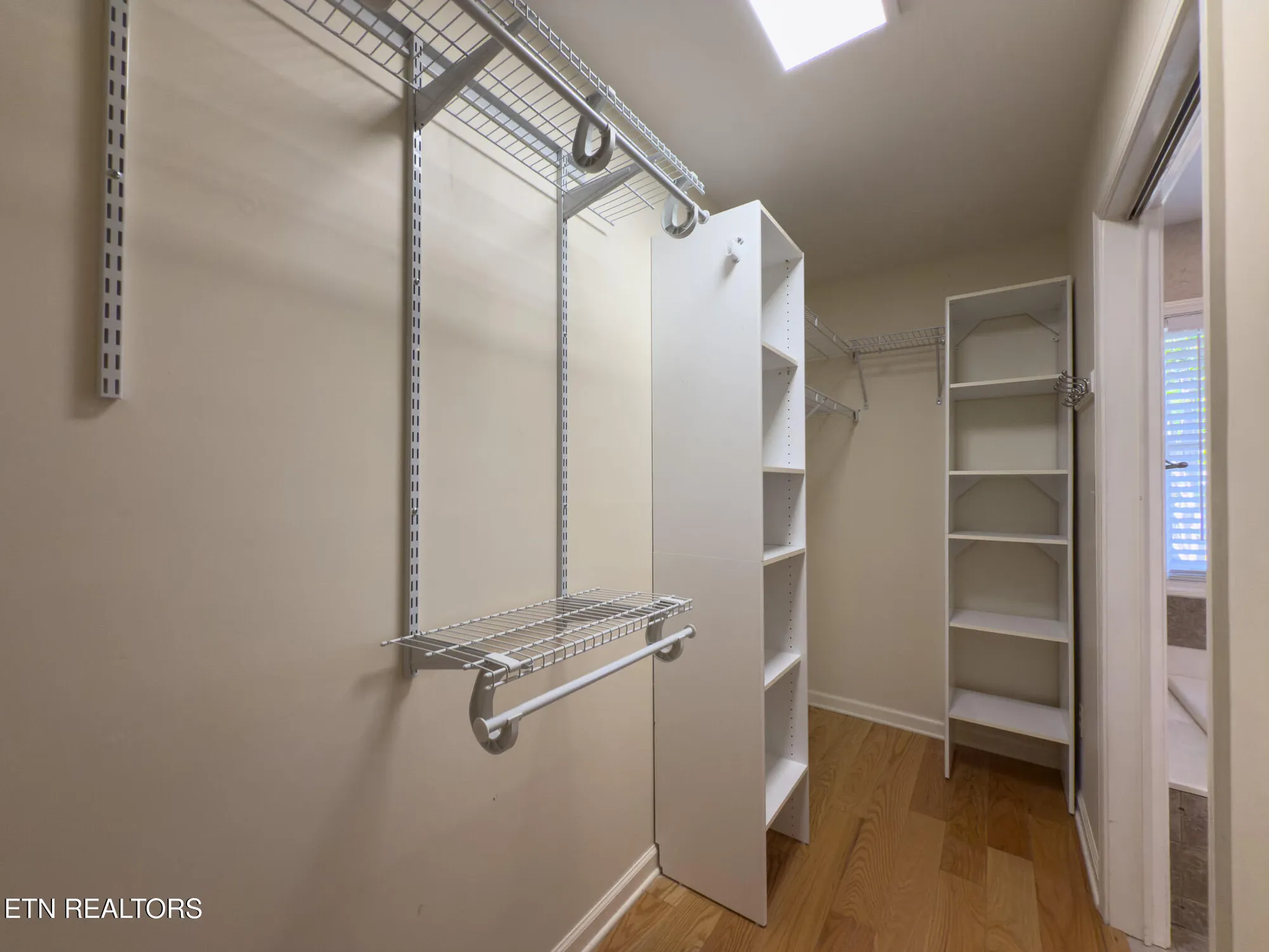 Property Slideshow image 17 of 35 | 207 chota hills ln, Loudon, TN, 37774