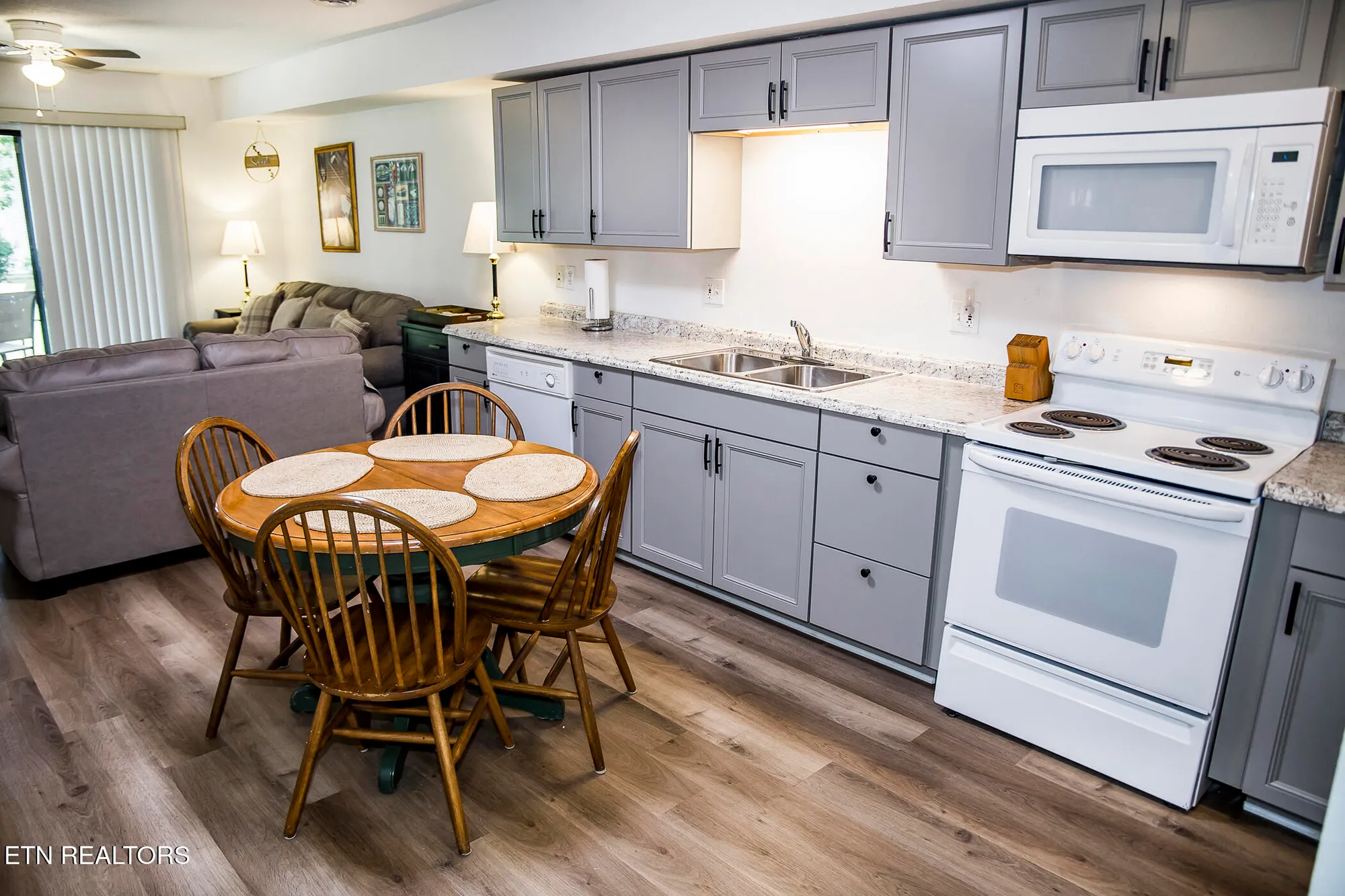 Property Slideshow image 9 of 36 | 46 wilshire heights dr, Crossville, TN, 38558