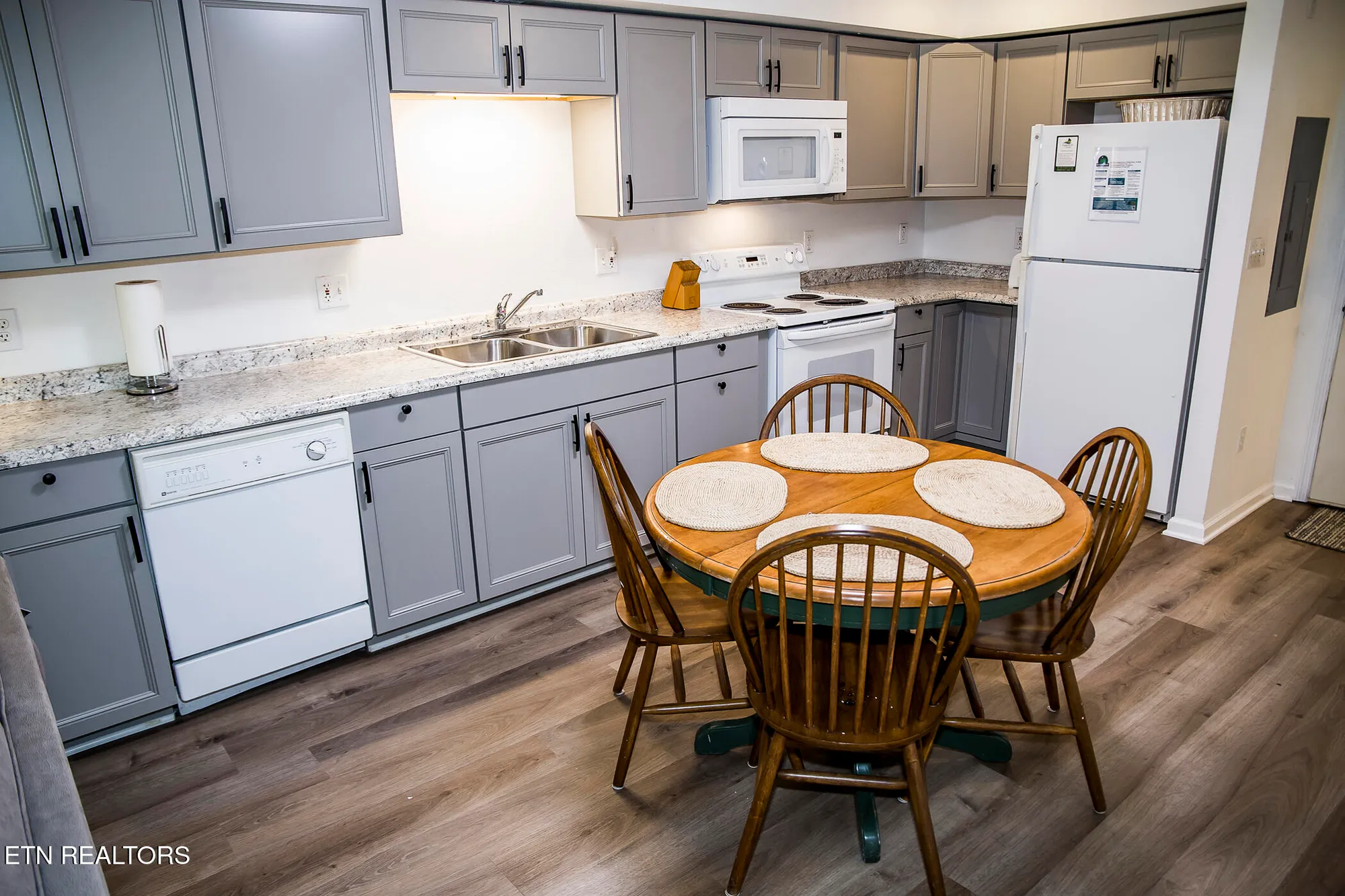 Property Slideshow image 8 of 36 | 46 wilshire heights dr, Crossville, TN, 38558