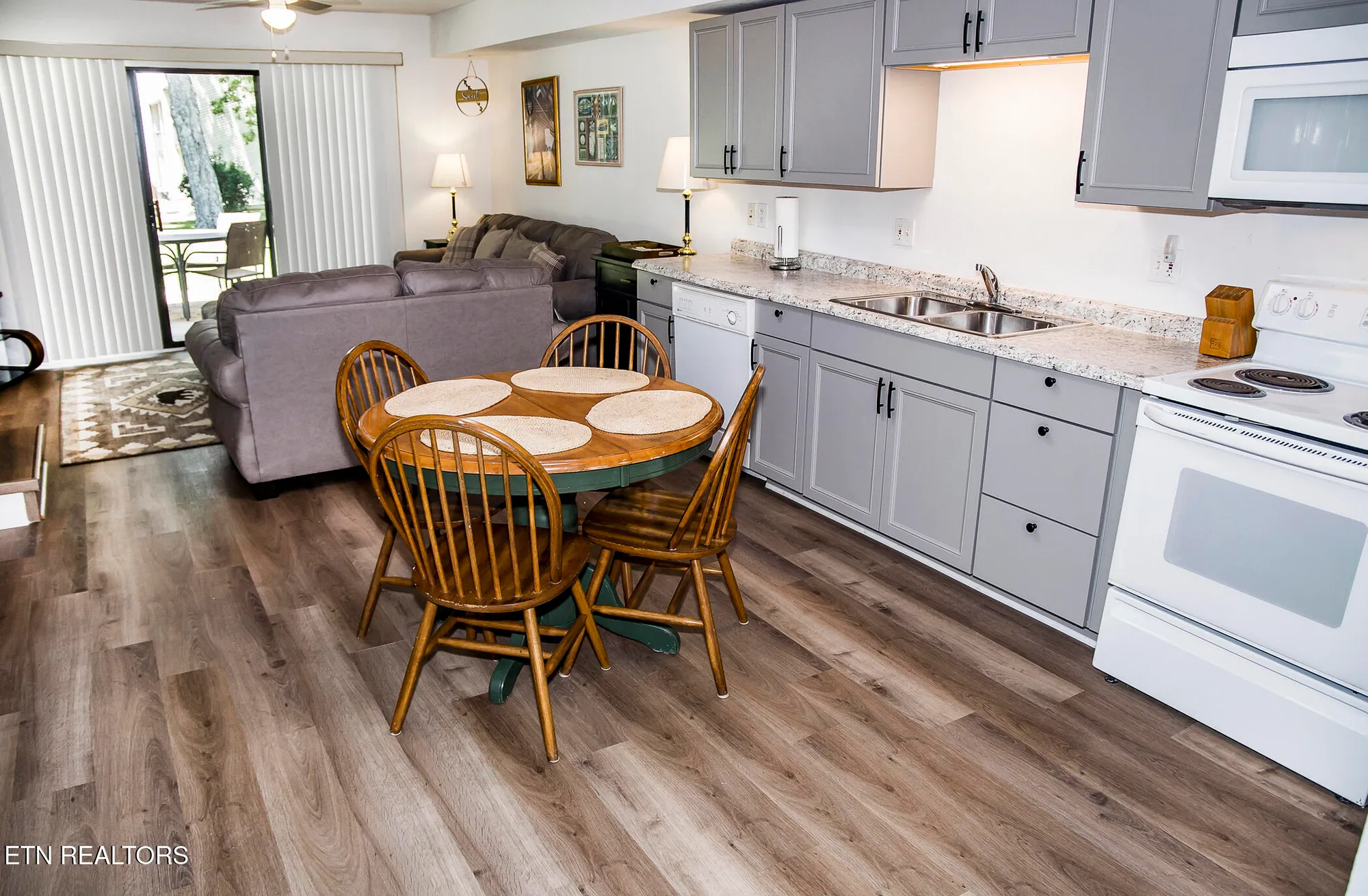 Property Slideshow image 18 of 36 | 46 wilshire heights dr, Crossville, TN, 38558