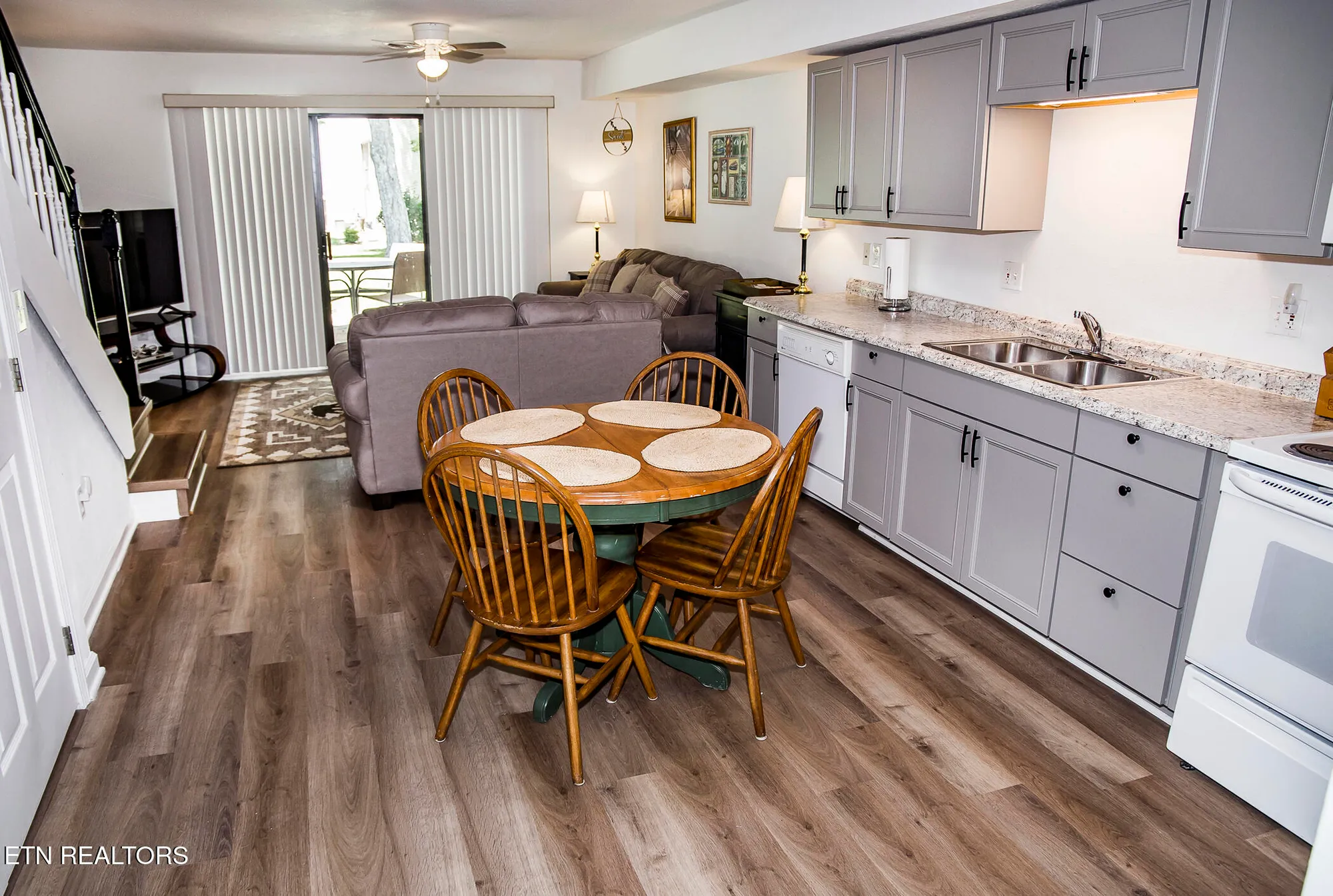 Property Slideshow image 19 of 36 | 46 wilshire heights dr, Crossville, TN, 38558