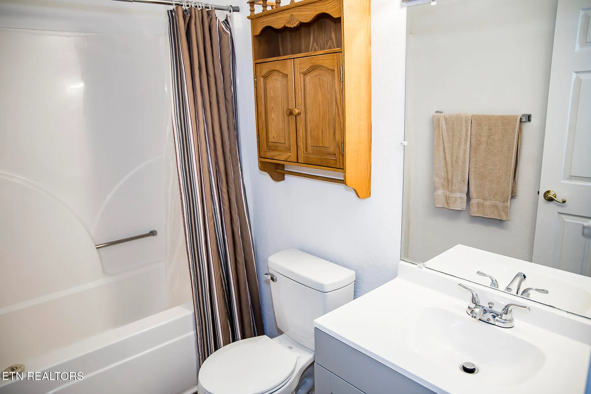 Property Slideshow image 26 of 36 | 46 wilshire heights dr, Crossville, TN, 38558