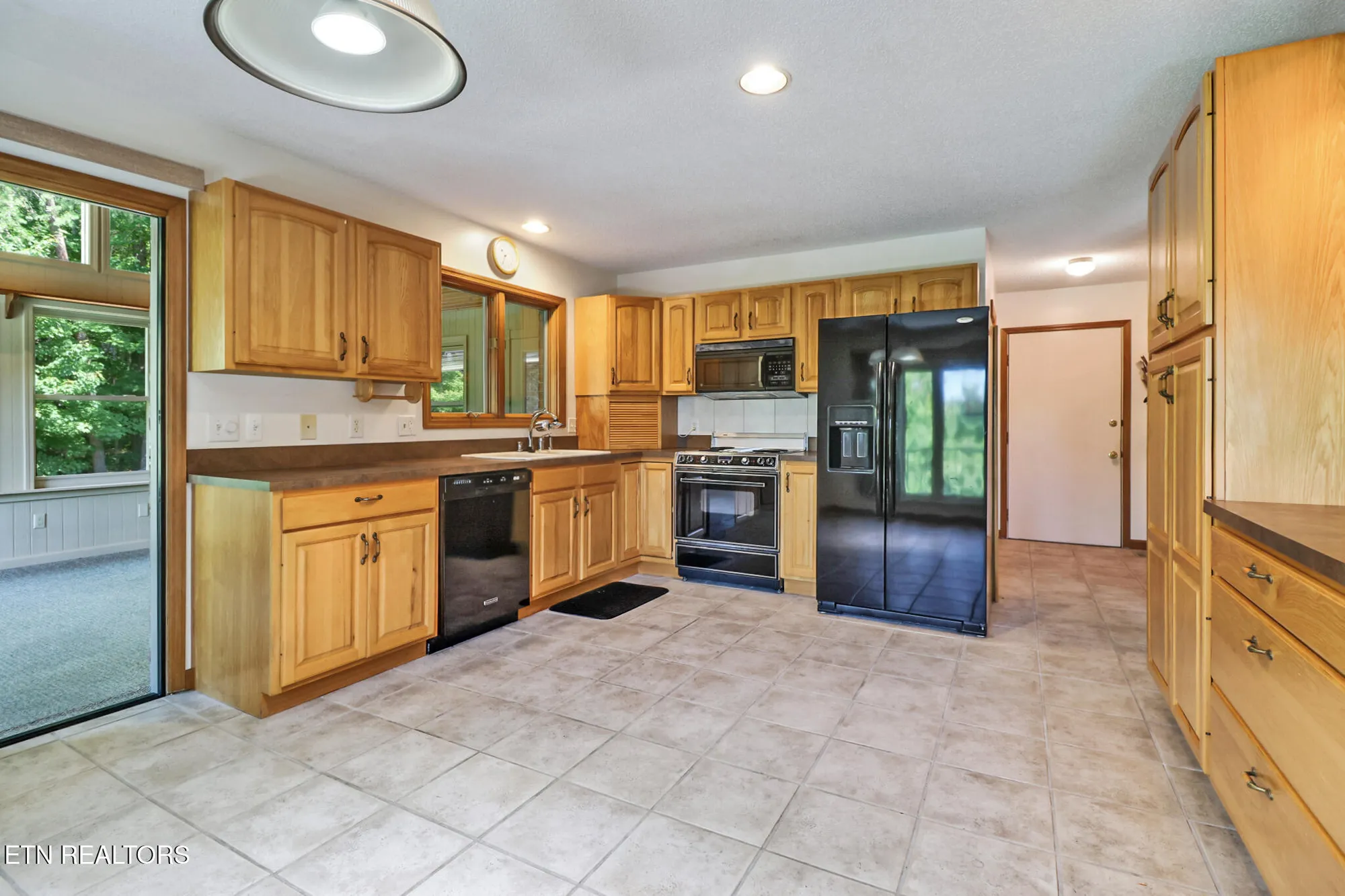 Property Slideshow image 15 of 56 | 362 westchester dr, Crossville, TN, 38558