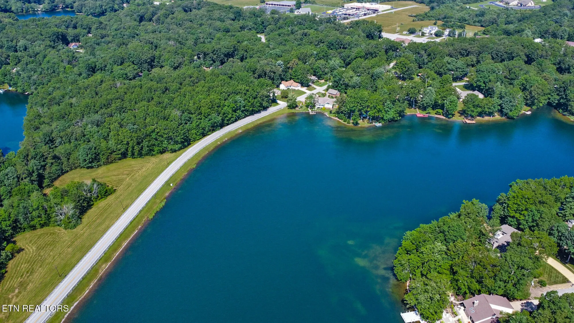 Property Slideshow image 47 of 54 | 207 overlook ln, Crossville, TN, 38558