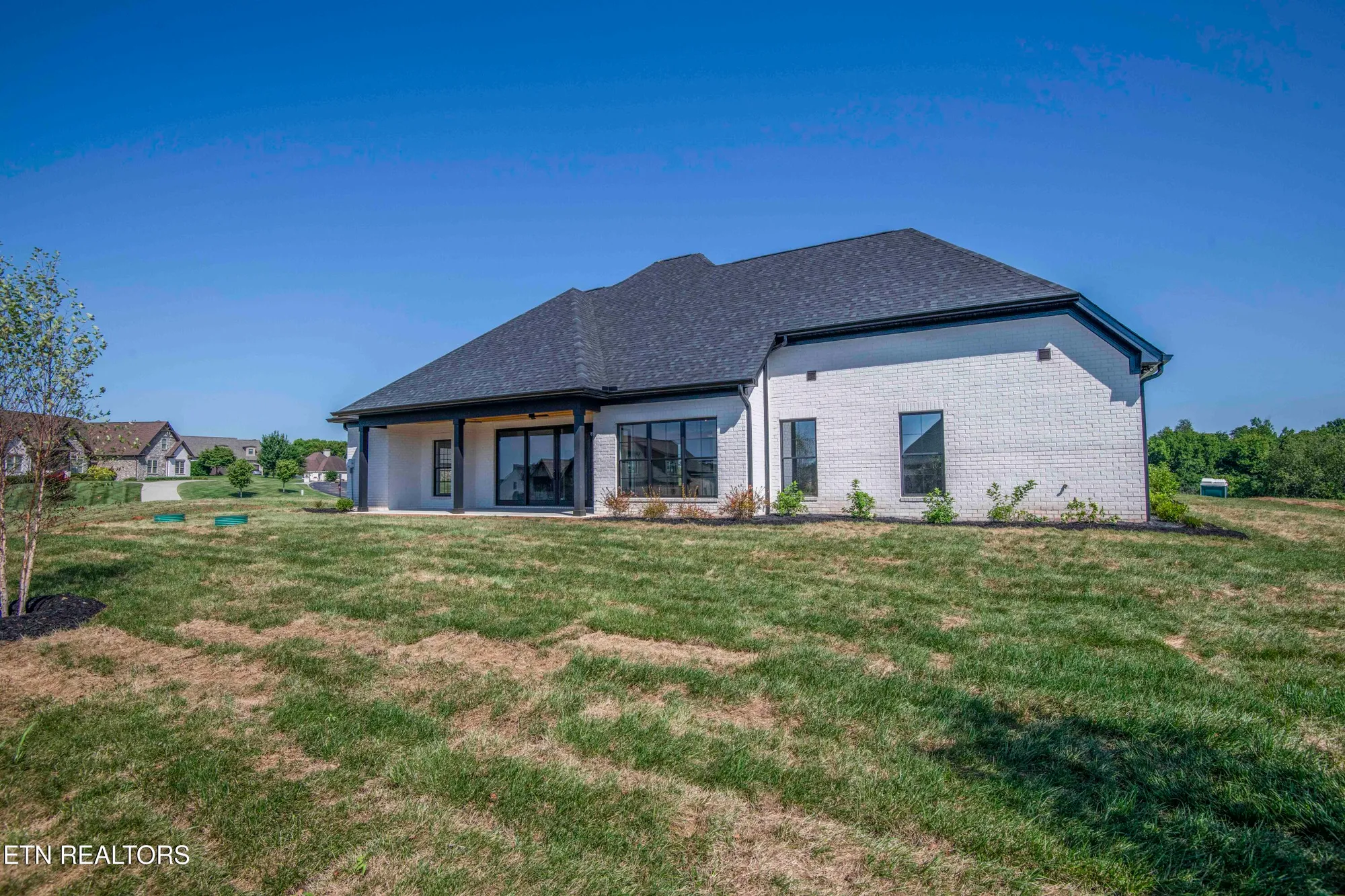 Property Slideshow image 34 of 39 | 256 watercrest dr, Vonore, TN, 37885