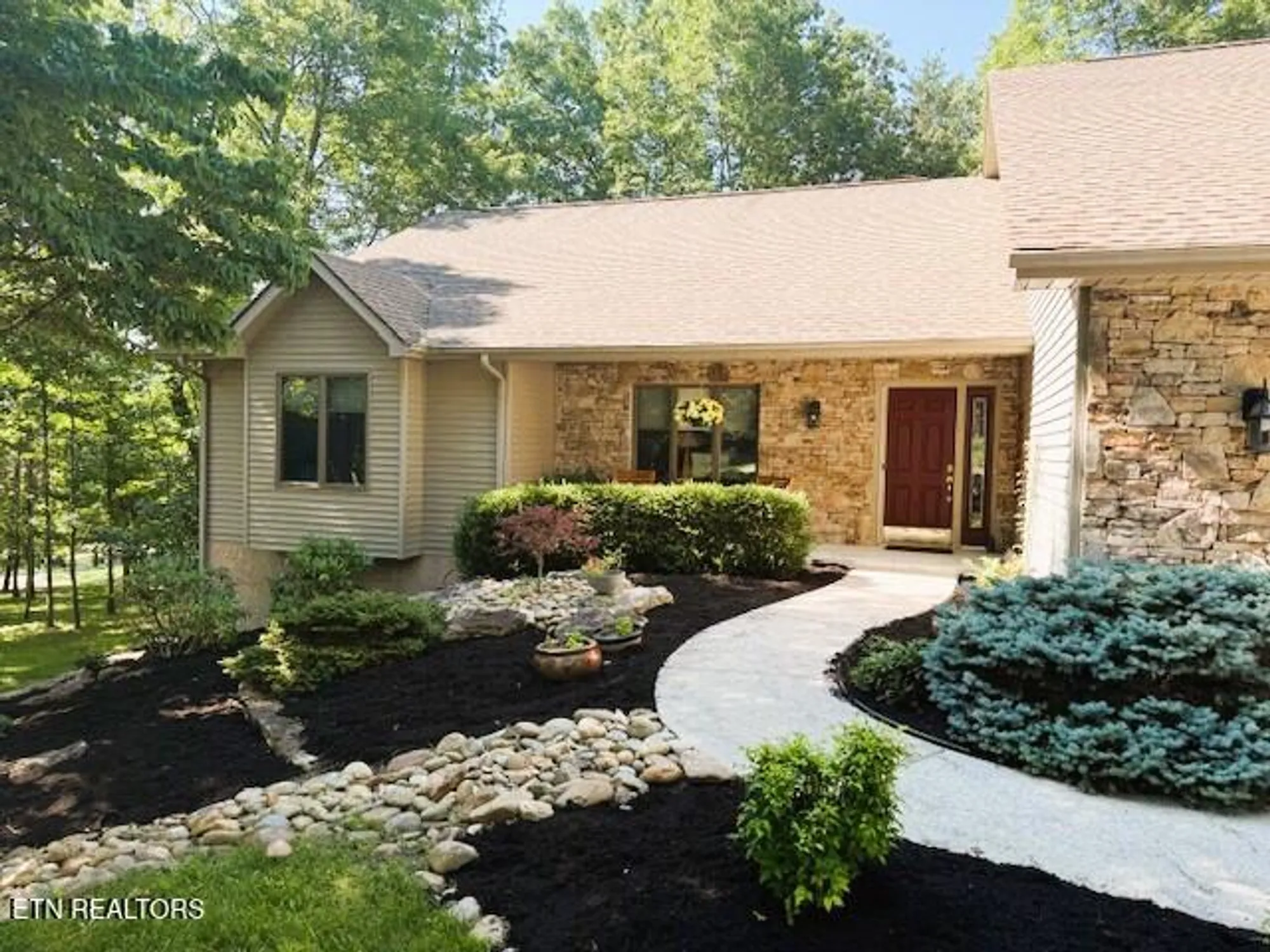 Property Slideshow image 2 of 51 | 128 cathedral dr, Crossville, TN, 38558