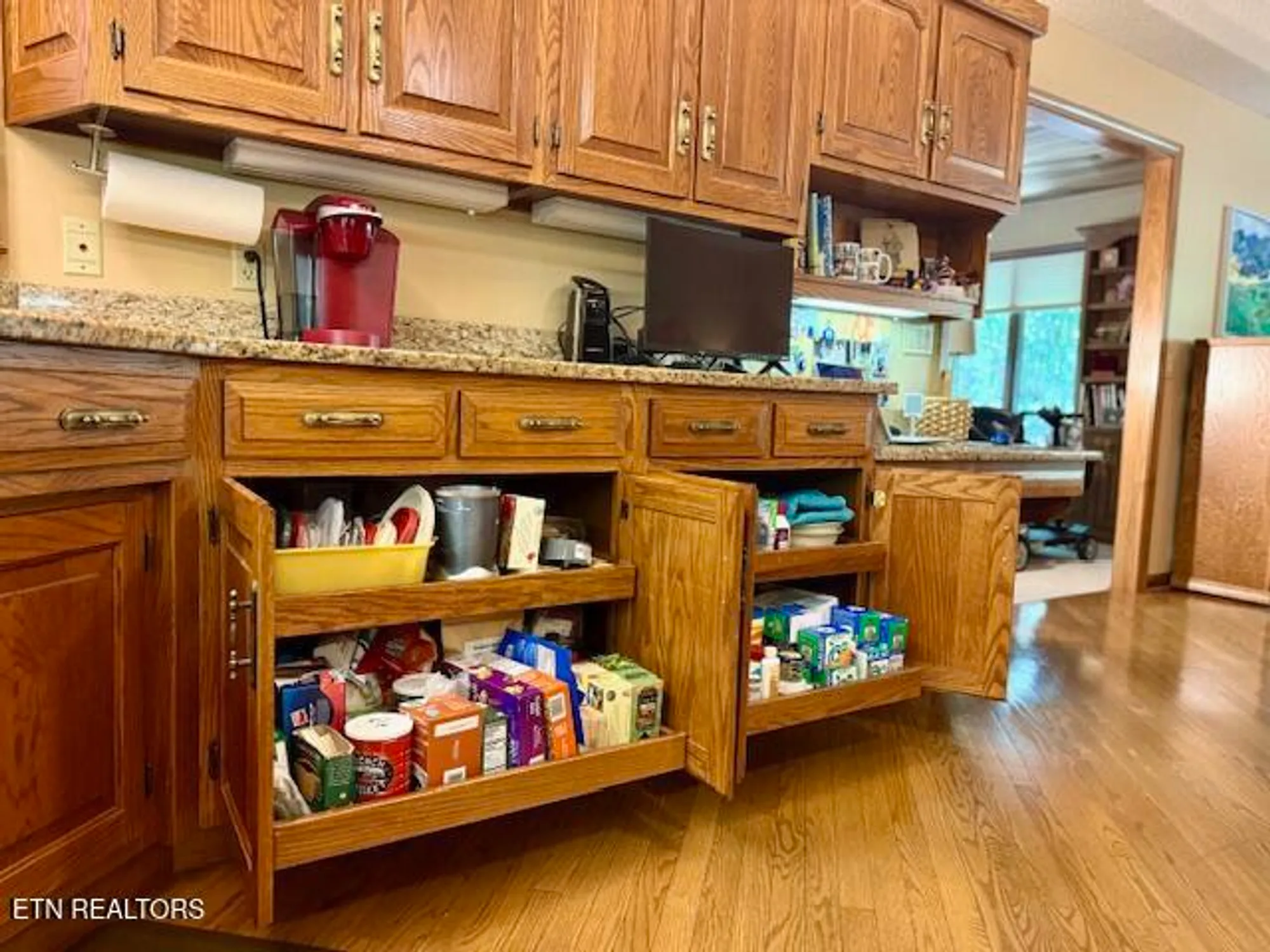 Property Slideshow image 19 of 51 | 128 cathedral dr, Crossville, TN, 38558