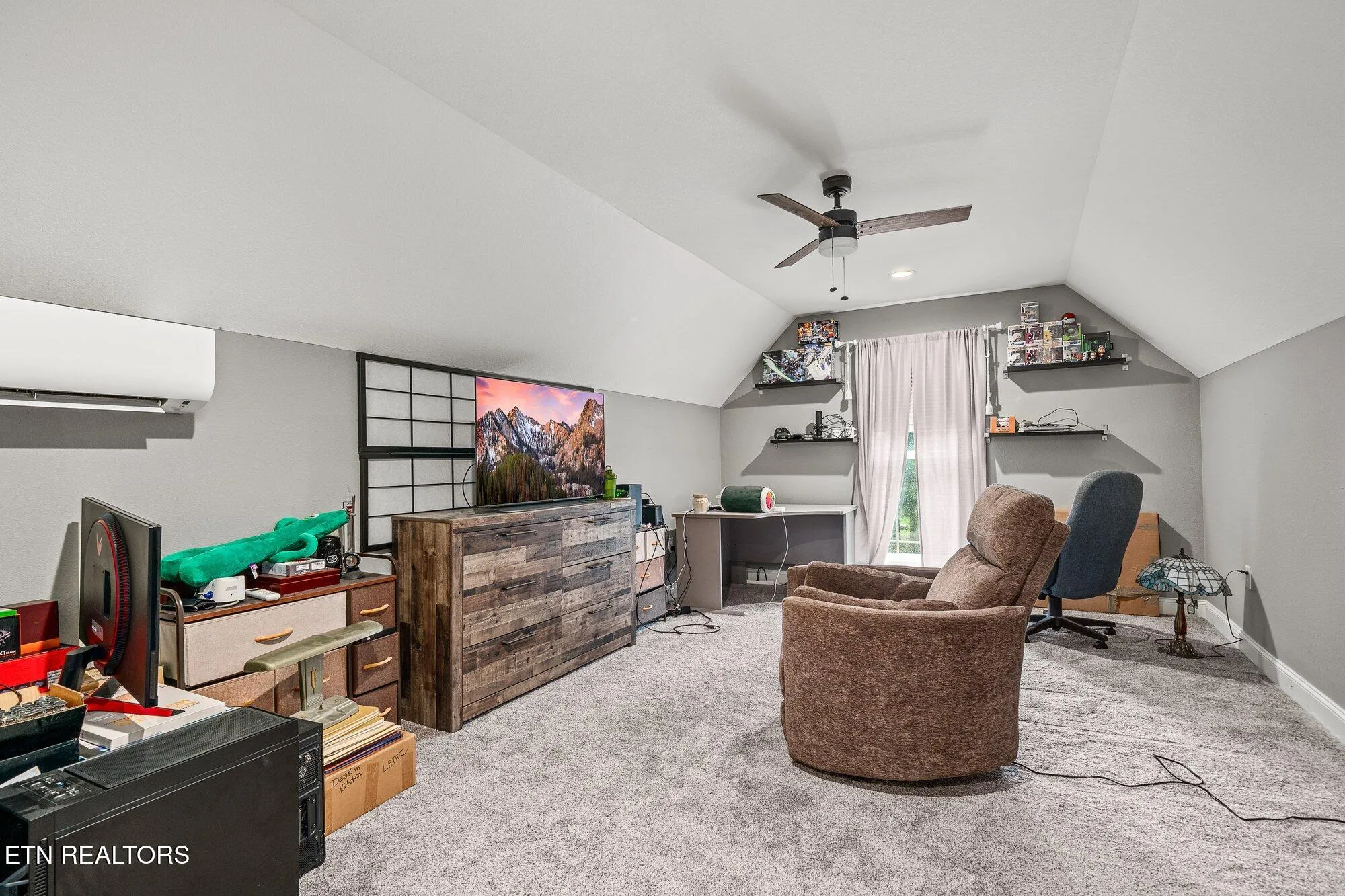 Property Slideshow image 20 of 27 | 120 kenwood dr, Crossville, TN, 38558