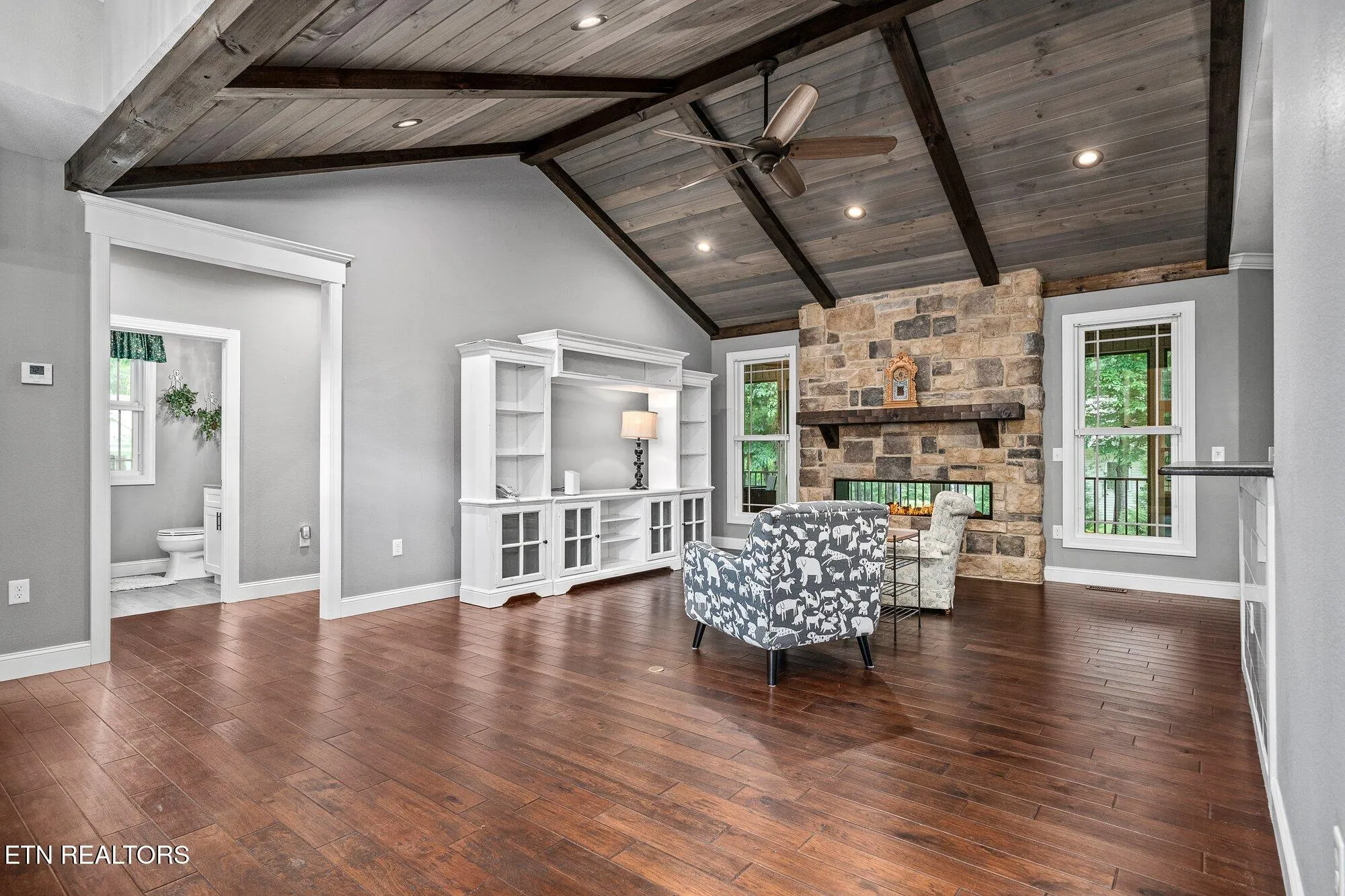 Property Slideshow image 6 of 27 | 120 kenwood dr, Crossville, TN, 38558