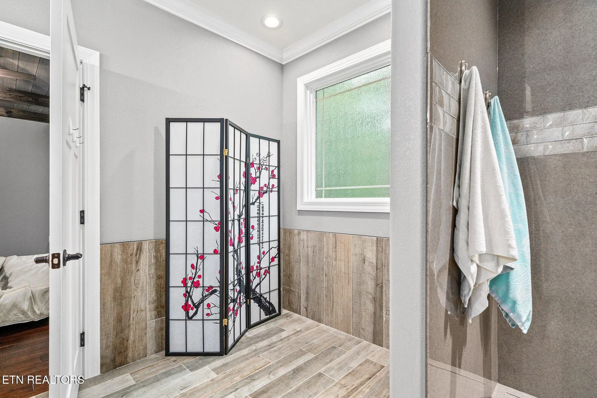 Property Slideshow image 15 of 27 | 120 kenwood dr, Crossville, TN, 38558