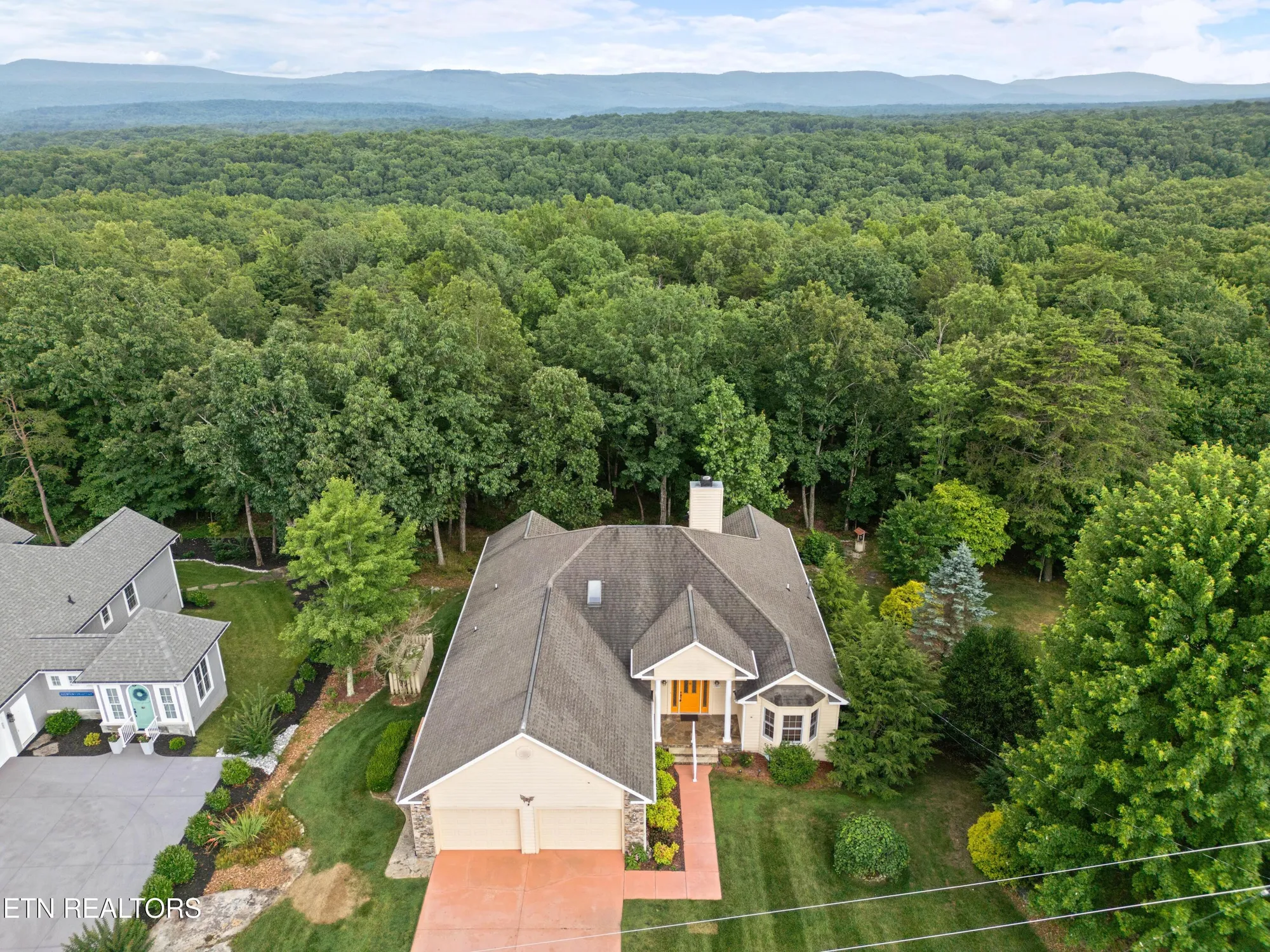 Property Slideshow image 8 of 50 | 156 mountain view dr, Crossville, TN, 38558