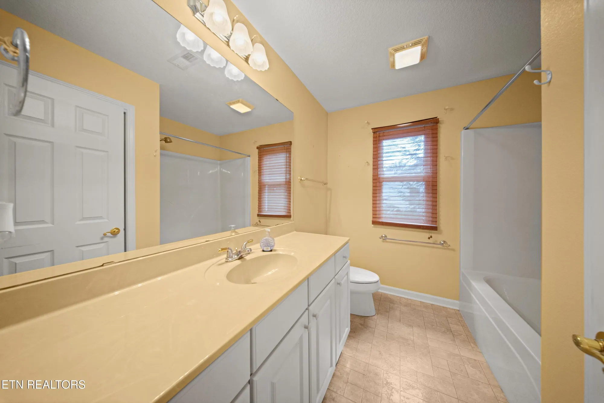 Property Slideshow image 30 of 50 | 156 mountain view dr, Crossville, TN, 38558