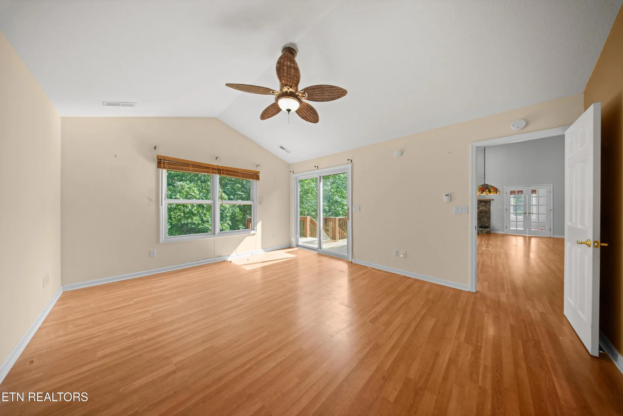 Property Slideshow image 33 of 50 | 156 mountain view dr, Crossville, TN, 38558