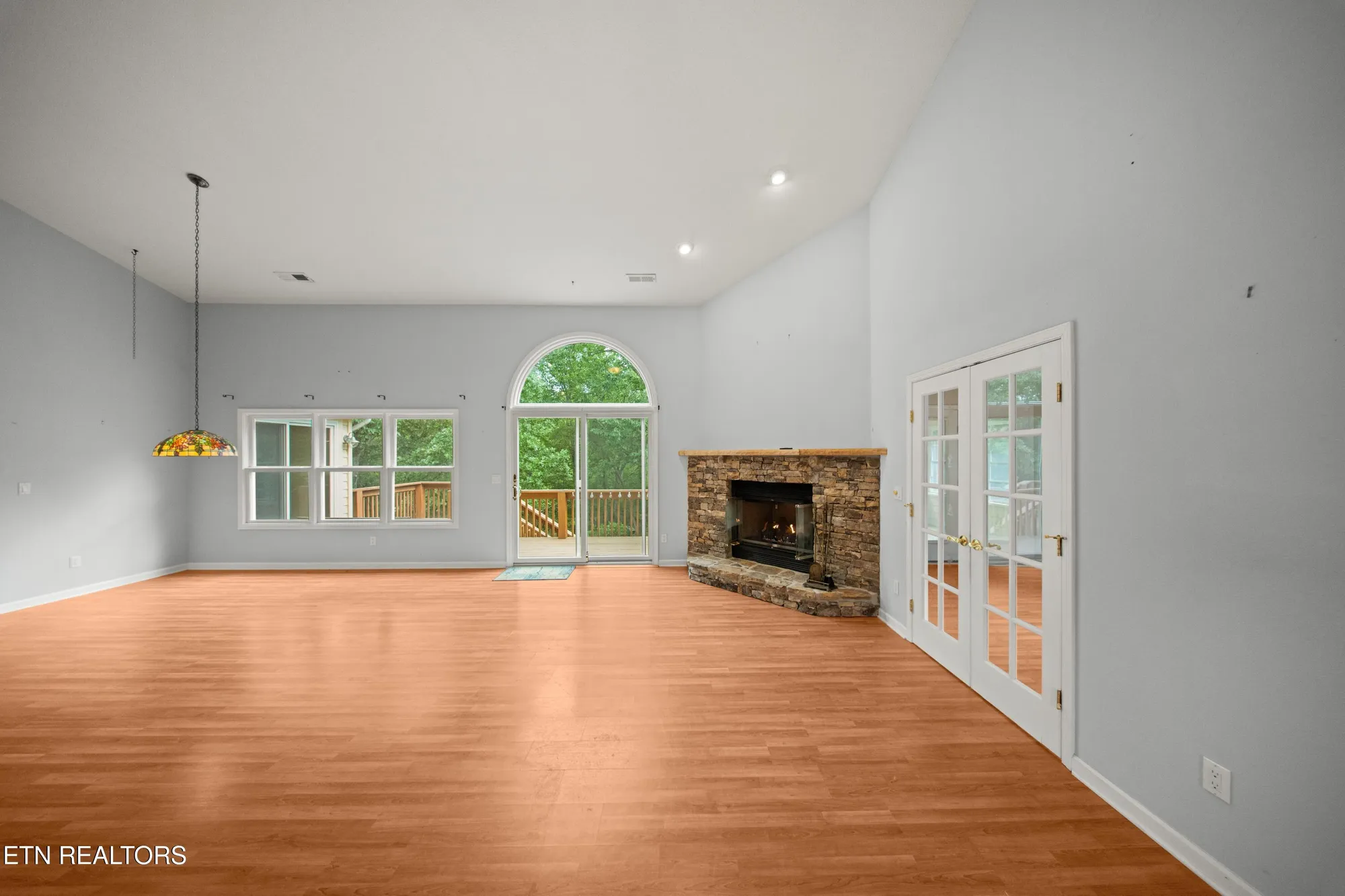 Property Slideshow image 16 of 50 | 156 mountain view dr, Crossville, TN, 38558