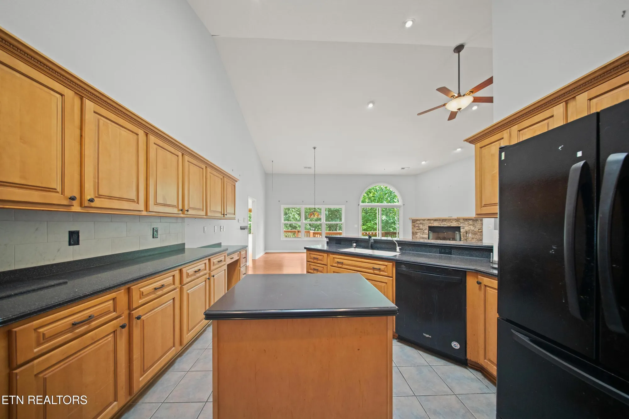 Property Slideshow image 20 of 50 | 156 mountain view dr, Crossville, TN, 38558