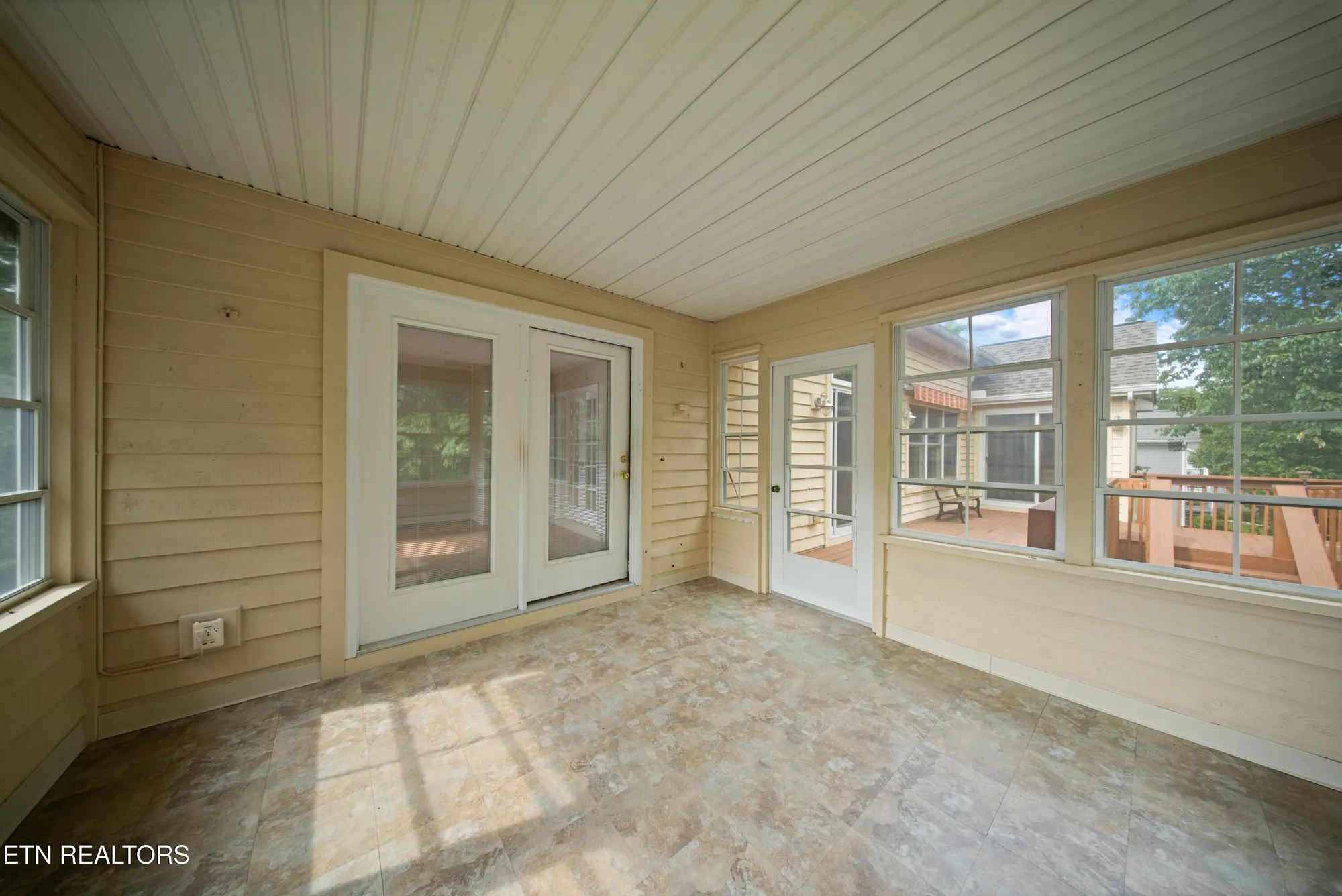 Property Slideshow image 26 of 50 | 156 mountain view dr, Crossville, TN, 38558