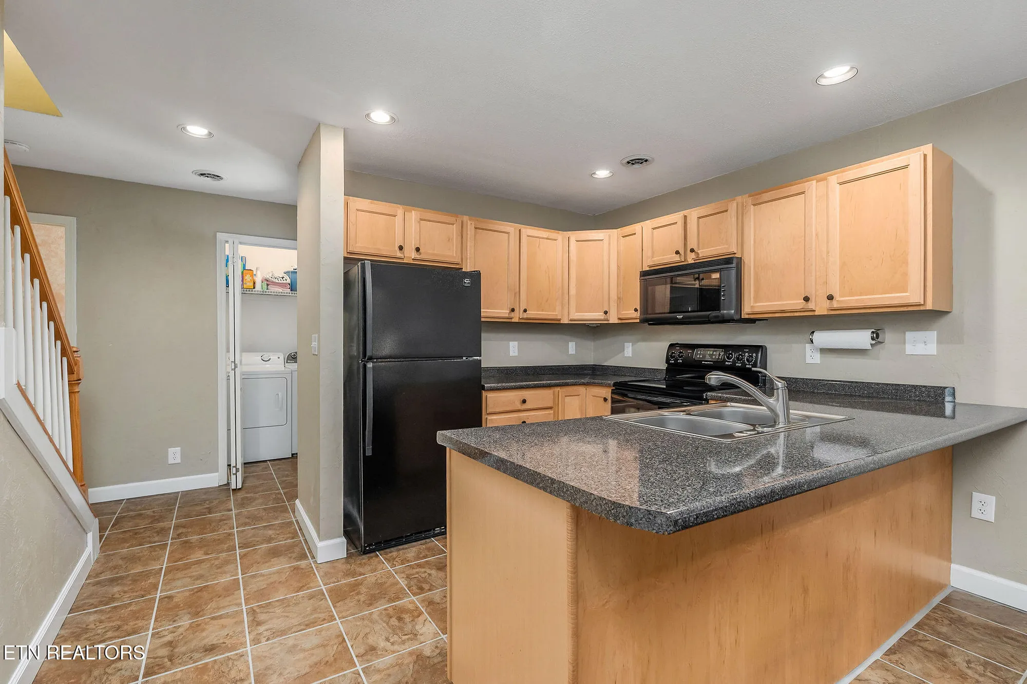 Property Slideshow image 8 of 44 | 38 lakeshore ln 47, Crossville, TN, 38558