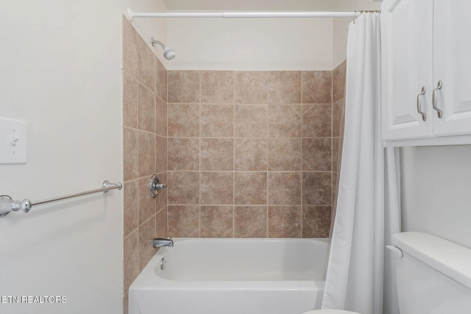 Property Slideshow image 26 of 44 | 38 lakeshore ln 47, Crossville, TN, 38558