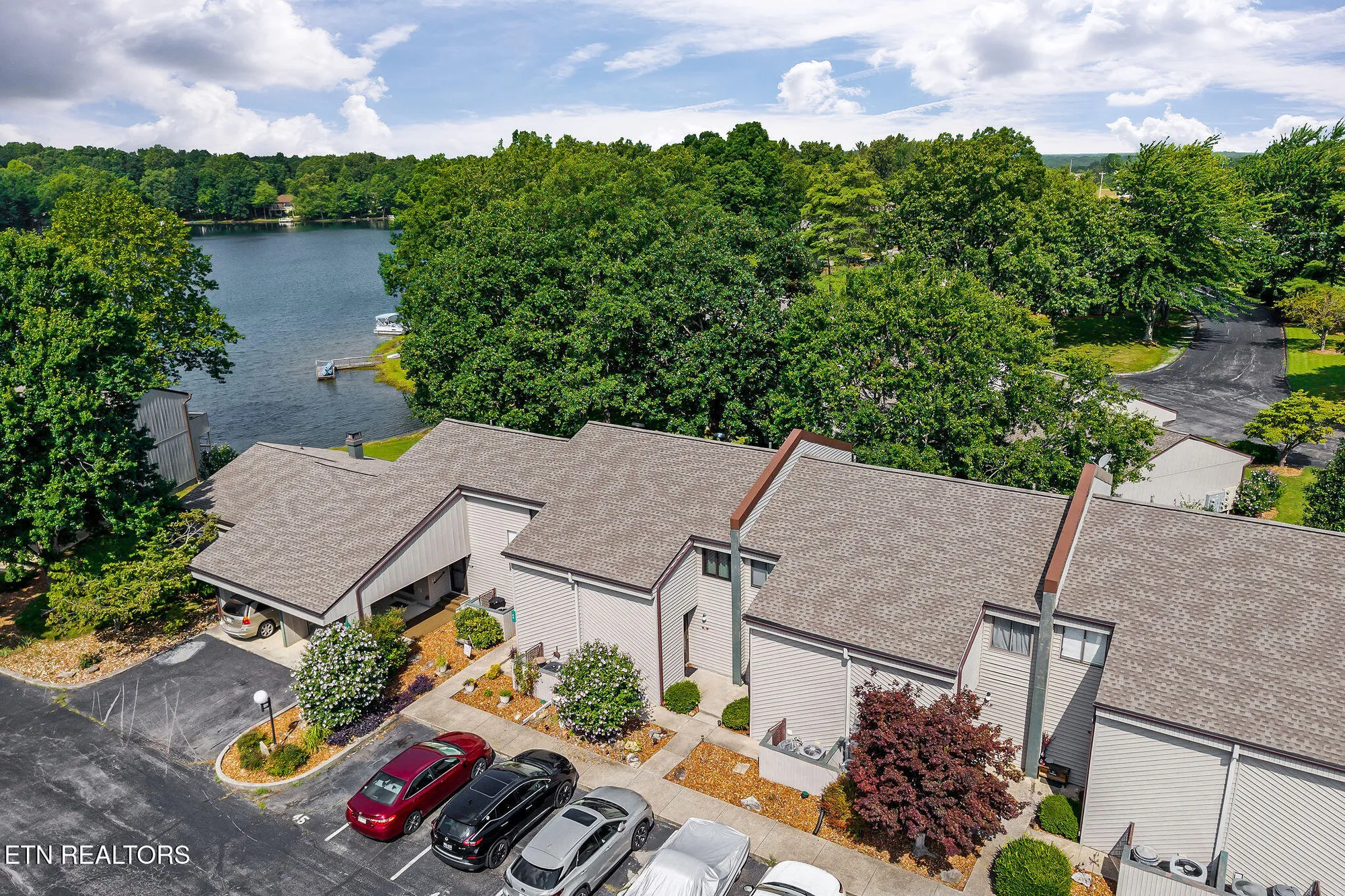 Property Slideshow image 1 of 44 | 38 lakeshore ln 47, Crossville, TN, 38558