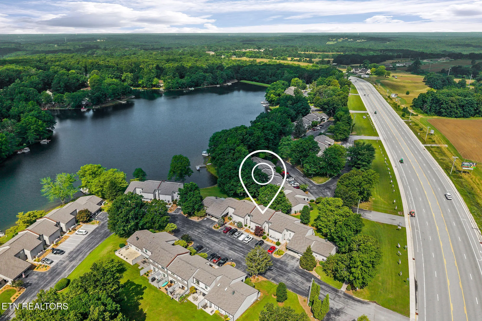 Property Slideshow image 35 of 44 | 38 lakeshore ln 47, Crossville, TN, 38558