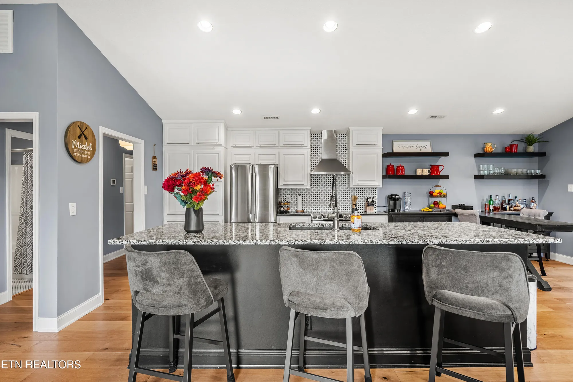 Property Slideshow image 15 of 38 | 112 heron ct, Vonore, TN, 37885