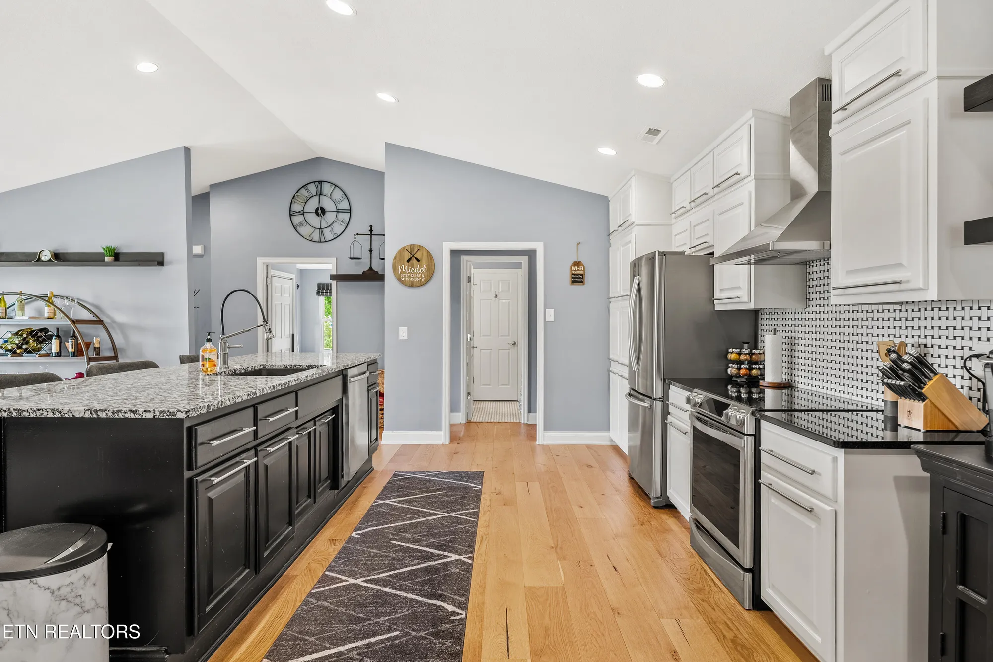 Property Slideshow image 18 of 38 | 112 heron ct, Vonore, TN, 37885