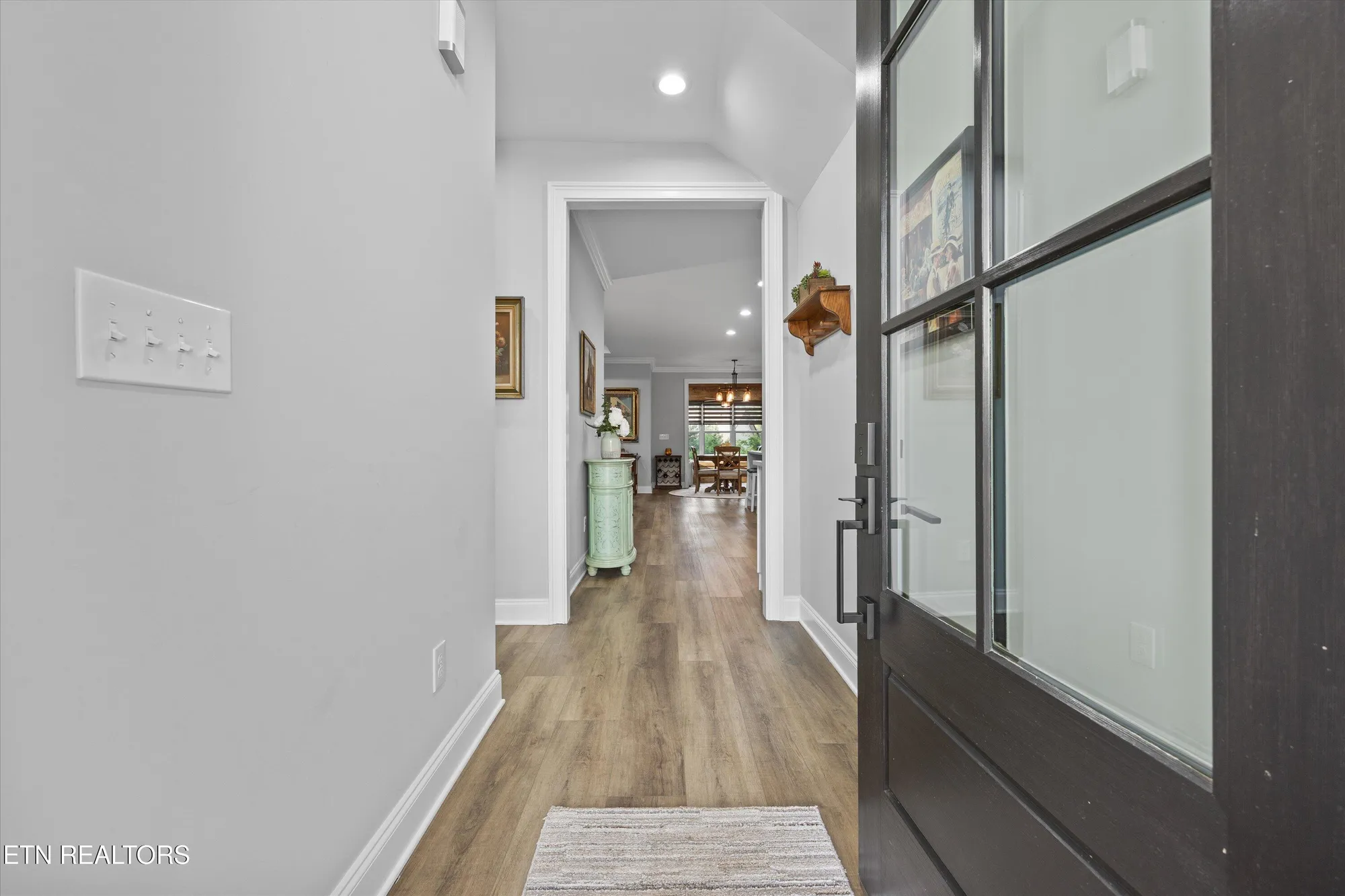 Property Slideshow image 4 of 38 | 126 elokwa way, Loudon, TN, 37774