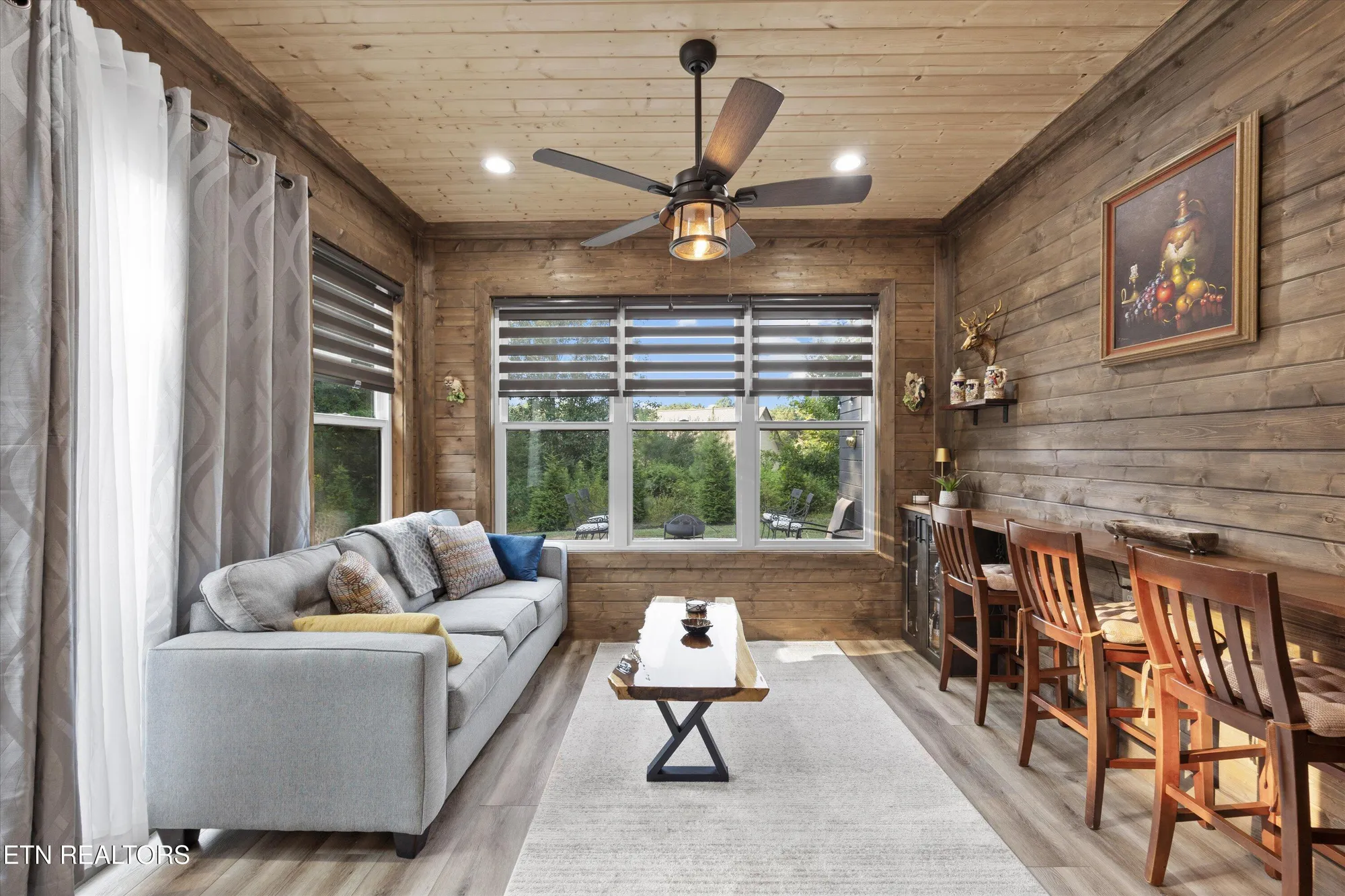 Property Slideshow image 10 of 38 | 126 elokwa way, Loudon, TN, 37774