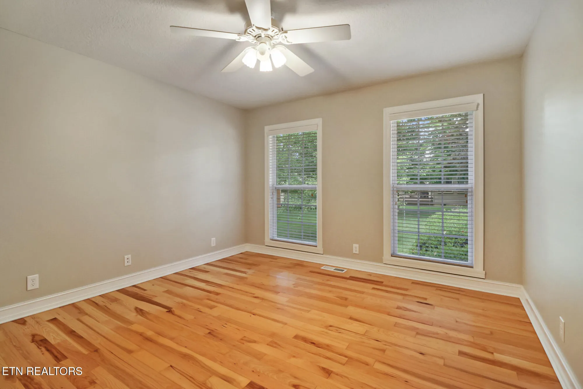 Property Slideshow image 25 of 50 | 13 lechmere ter, Crossville, TN, 38558