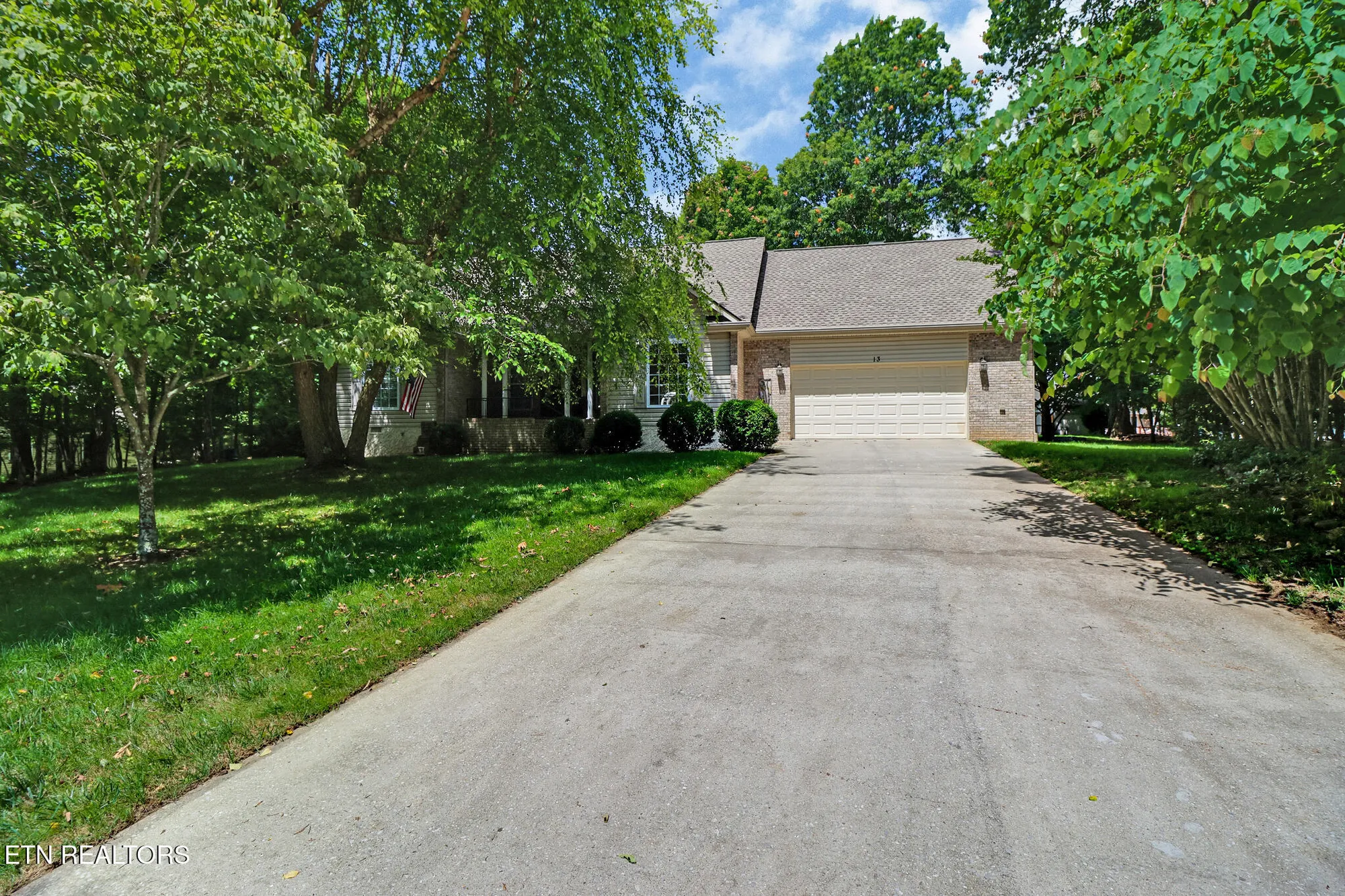 Property Slideshow image 4 of 50 | 13 lechmere ter, Crossville, TN, 38558