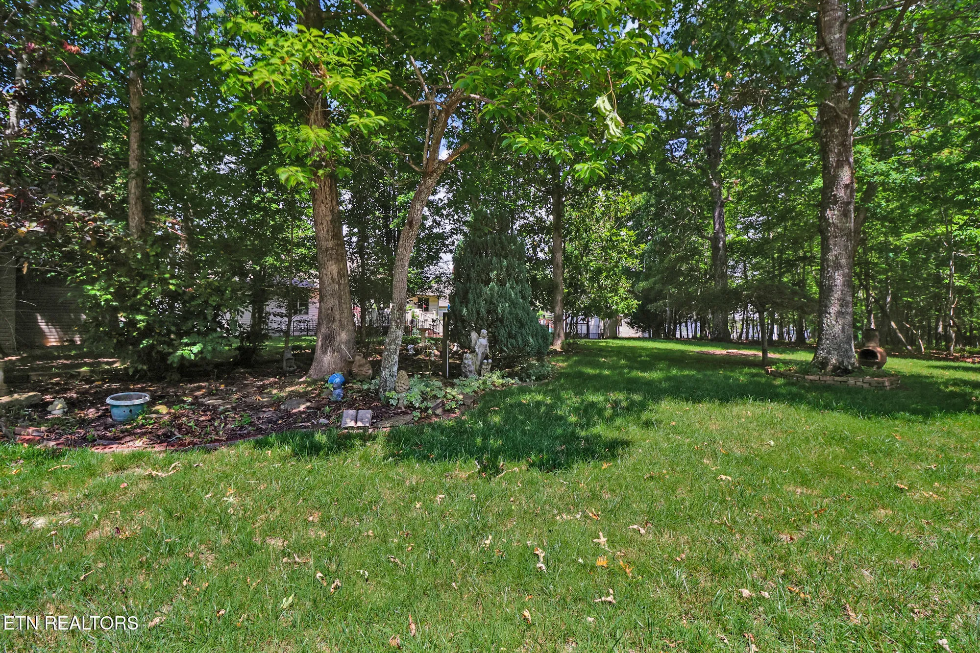 Property Slideshow image 37 of 50 | 13 lechmere ter, Crossville, TN, 38558