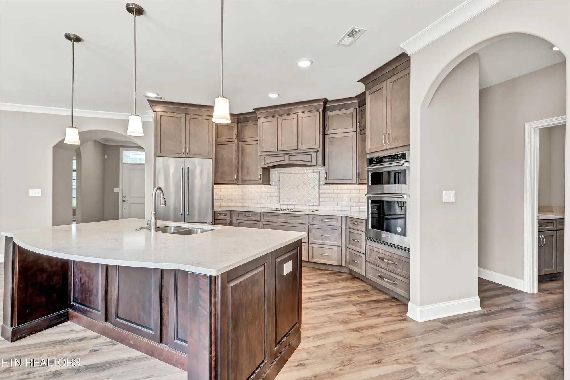 Property Slideshow image 15 of 55 | 403 sycamore pl, Loudon, TN, 37774