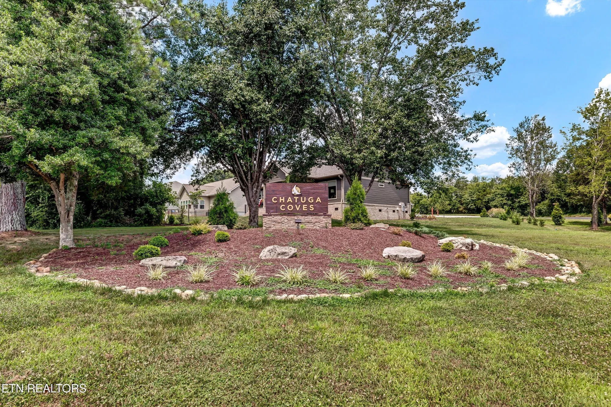 Property Slideshow image 55 of 55 | 403 sycamore pl, Loudon, TN, 37774