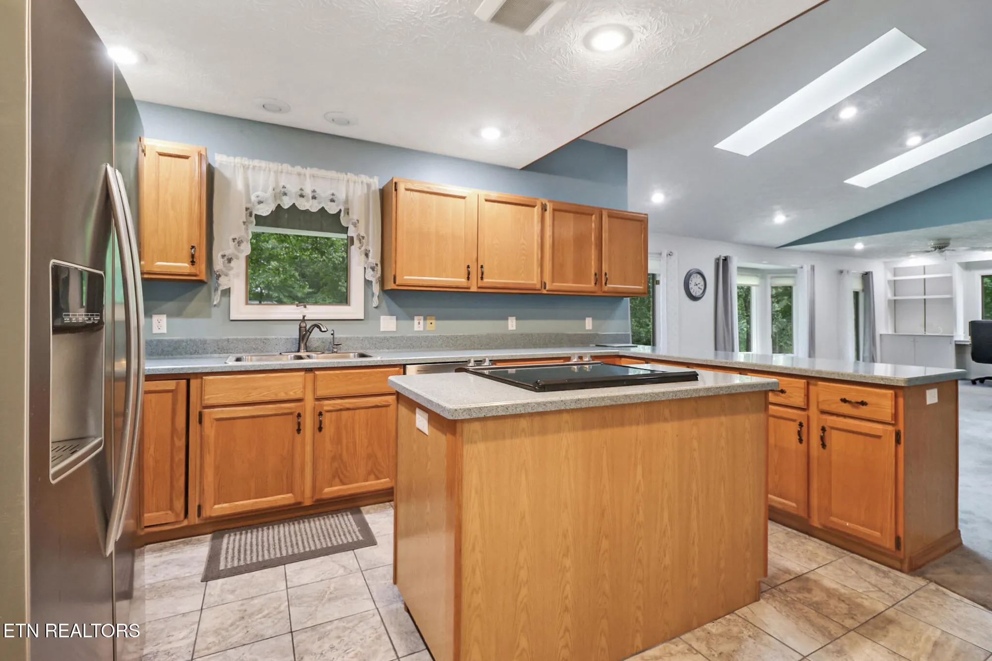 Property Slideshow image 16 of 53 | 44 walden ridge ter, Crossville, TN, 38558