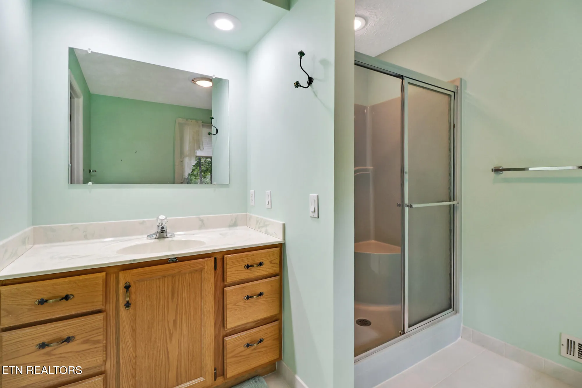 Property Slideshow image 32 of 53 | 44 walden ridge ter, Crossville, TN, 38558