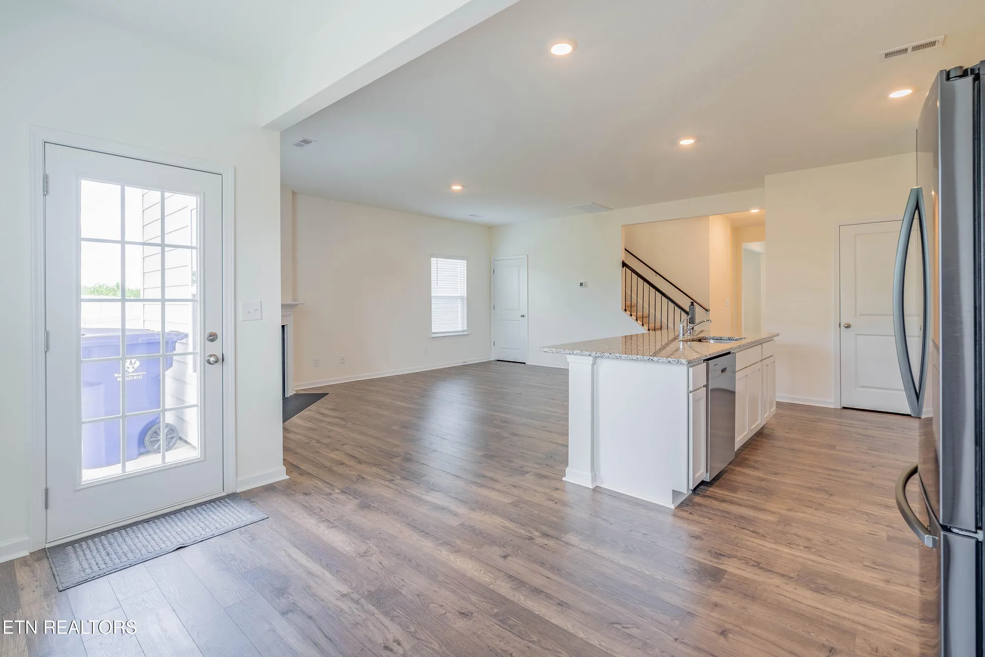 Property Slideshow image 7 of 43 | 106 gigi ln, Oak Ridge, TN, 37830