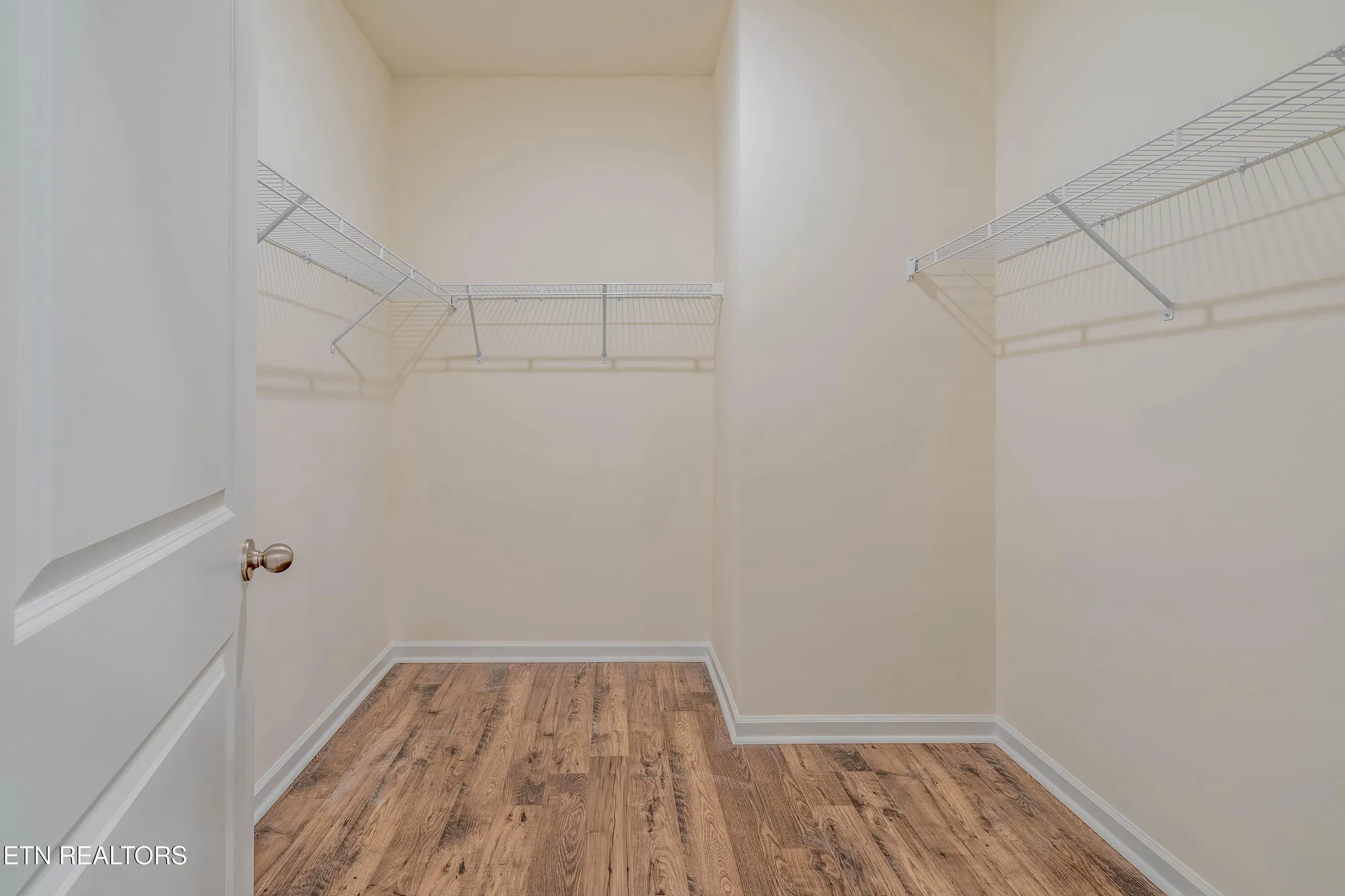 Property Slideshow image 25 of 43 | 106 gigi ln, Oak Ridge, TN, 37830