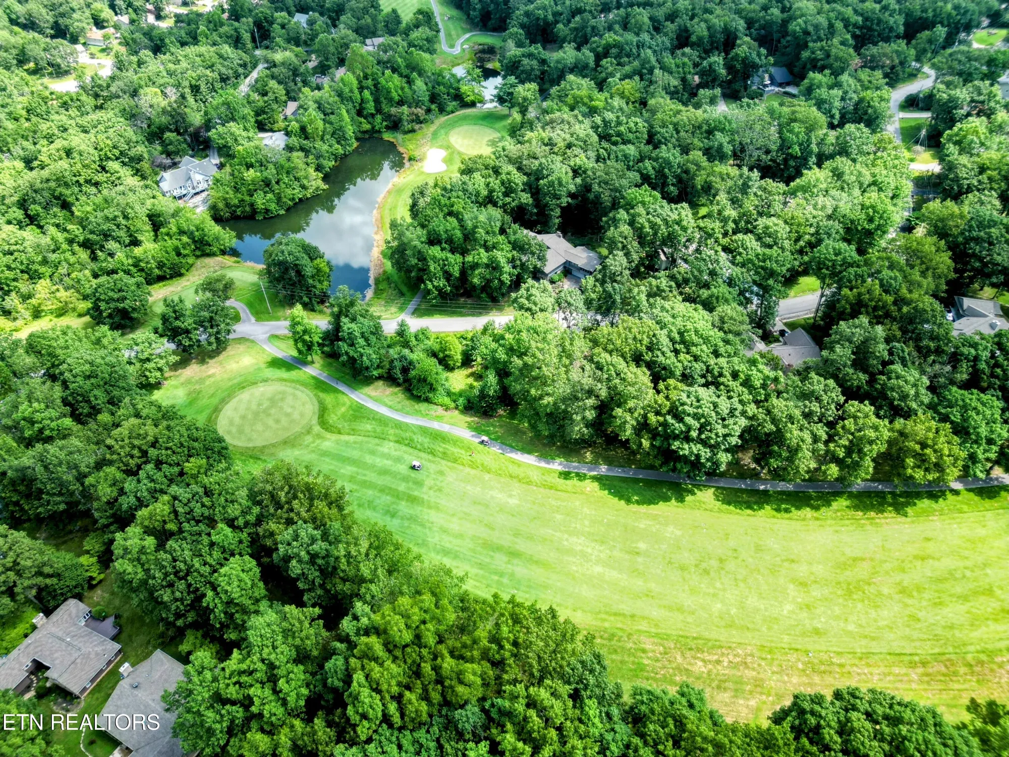 Property Slideshow image 9 of 49 | 215 snead dr, Crossville, TN, 38558