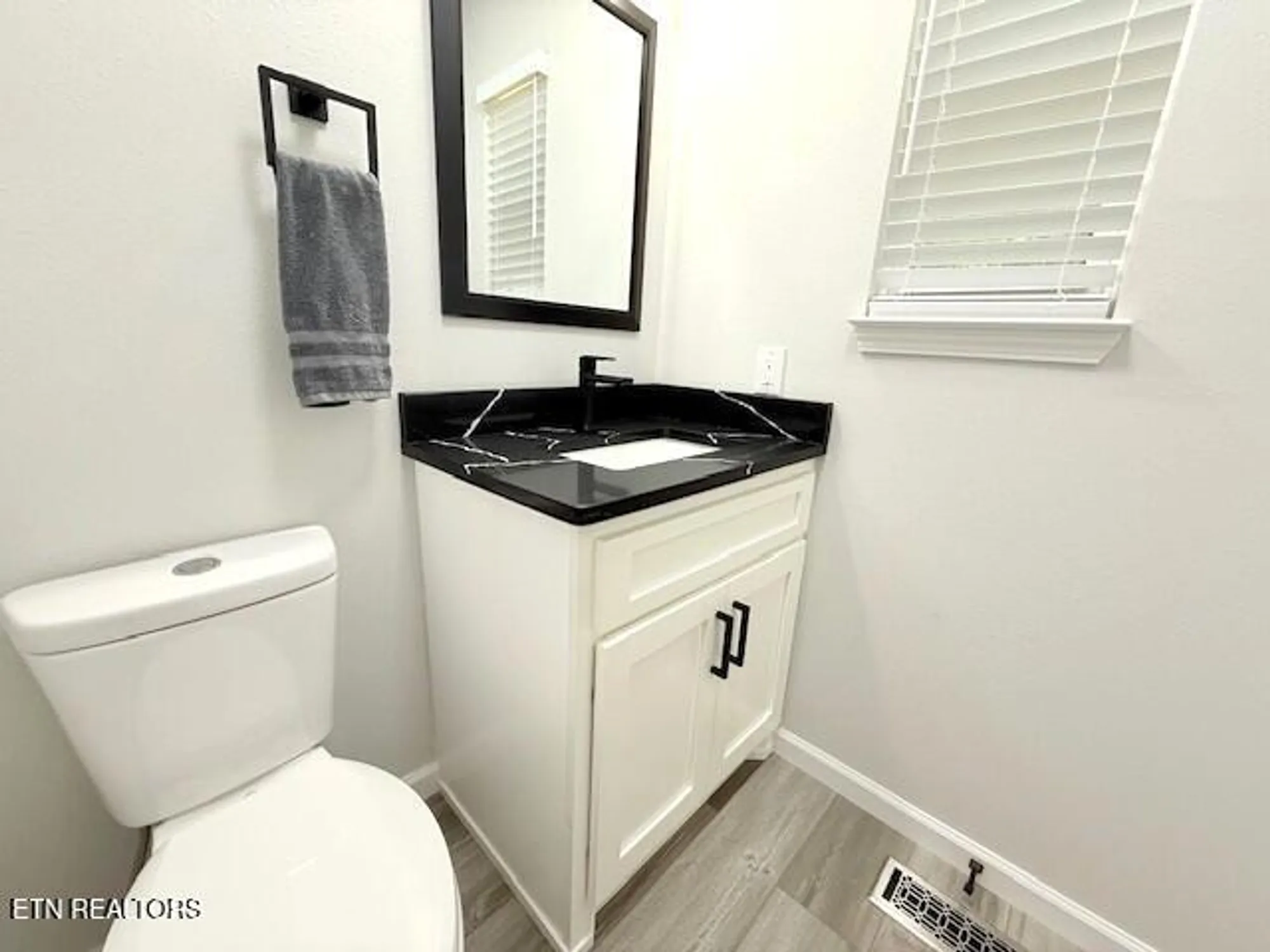 Property Slideshow image 19 of 58 | 16 pomeroy ct, Crossville, TN, 38558