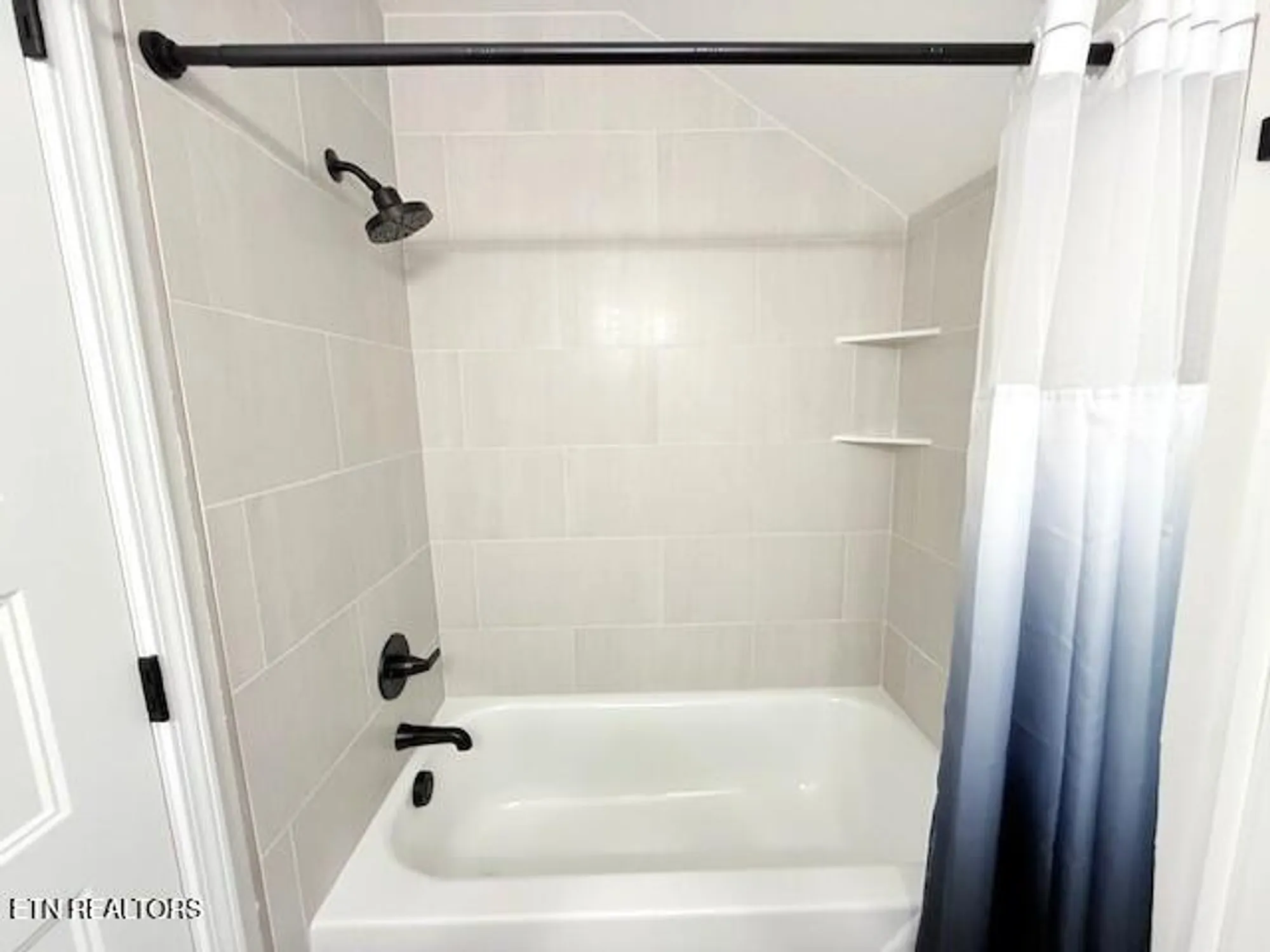 Property Slideshow image 52 of 58 | 16 pomeroy ct, Crossville, TN, 38558