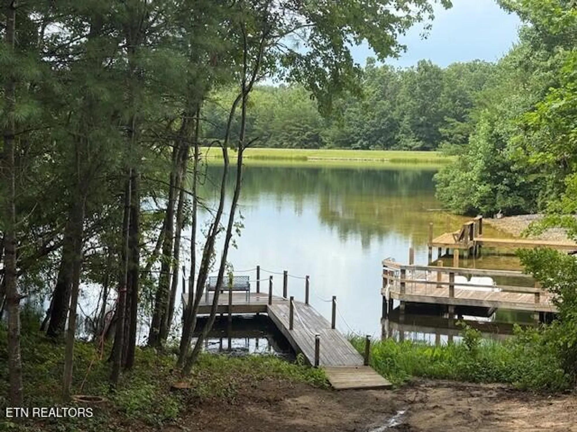 Property Slideshow image 6 of 58 | 16 pomeroy ct, Crossville, TN, 38558