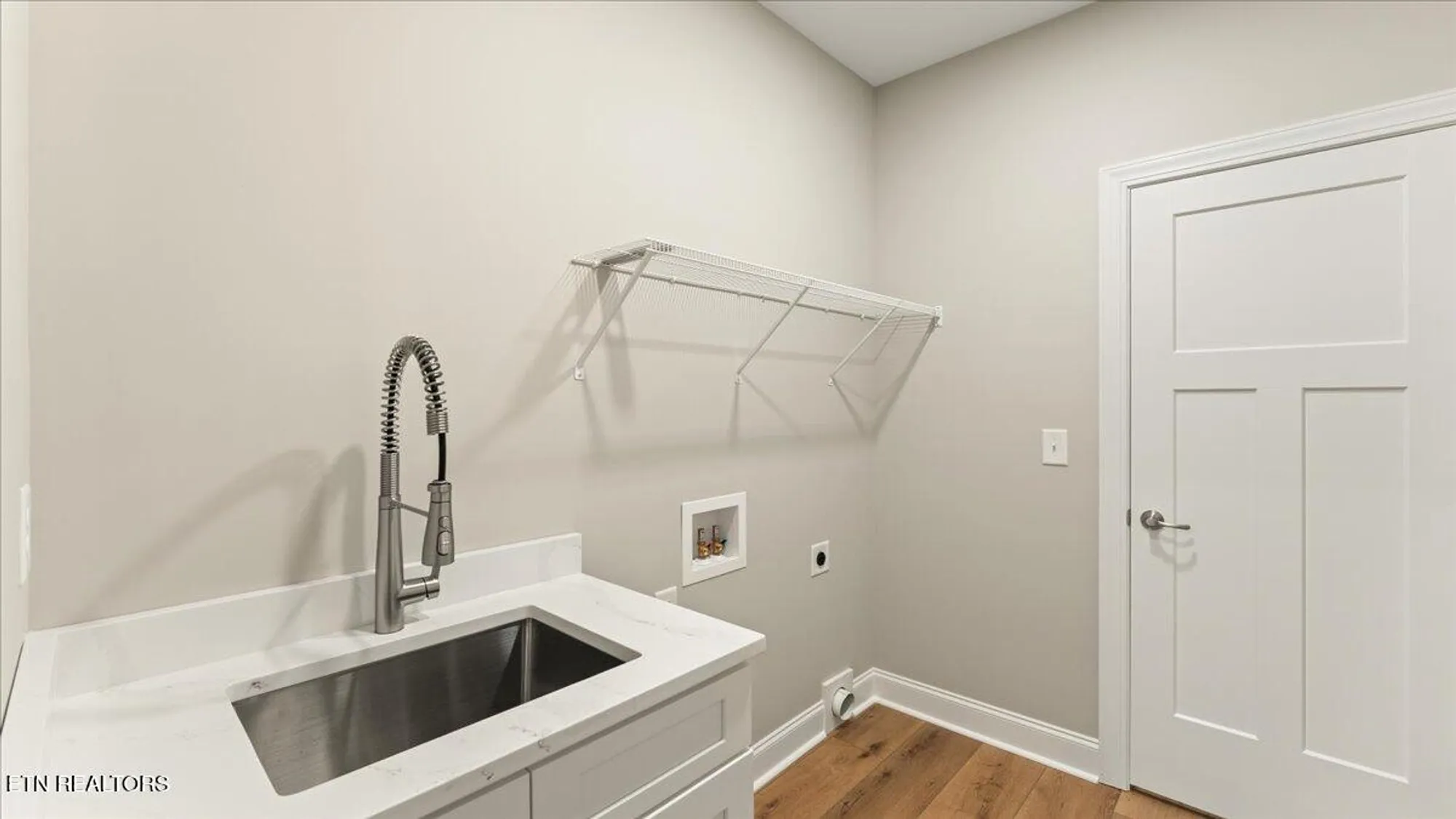 Property Slideshow image 29 of 41 | 111 oostanali way, Loudon, TN, 37774