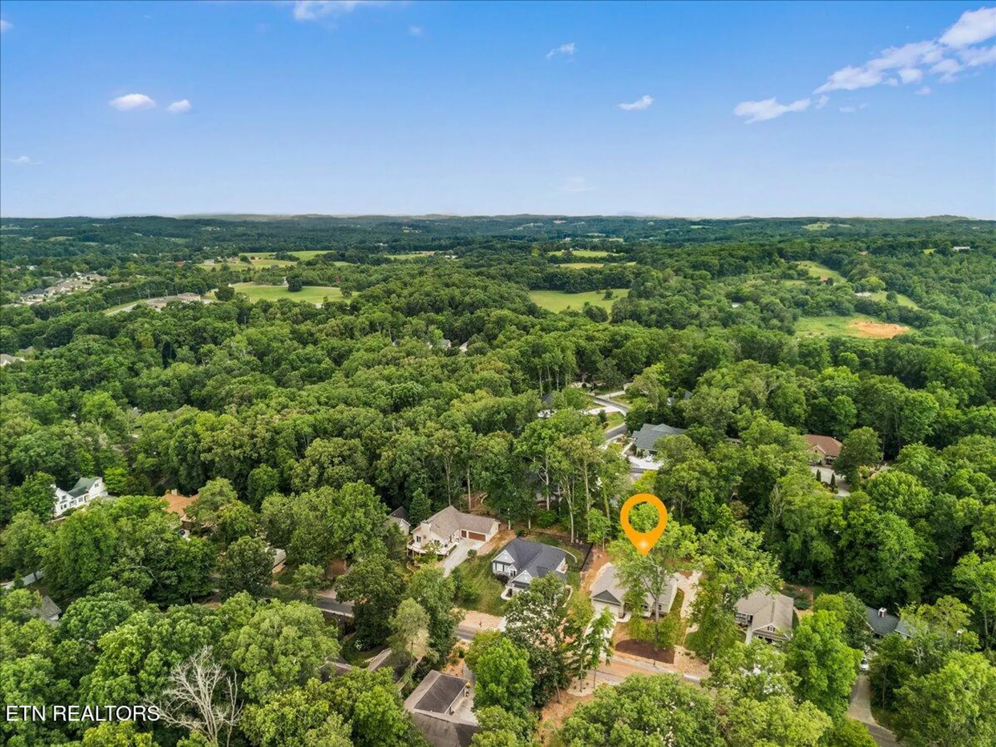 Property Slideshow image 38 of 41 | 111 oostanali way, Loudon, TN, 37774