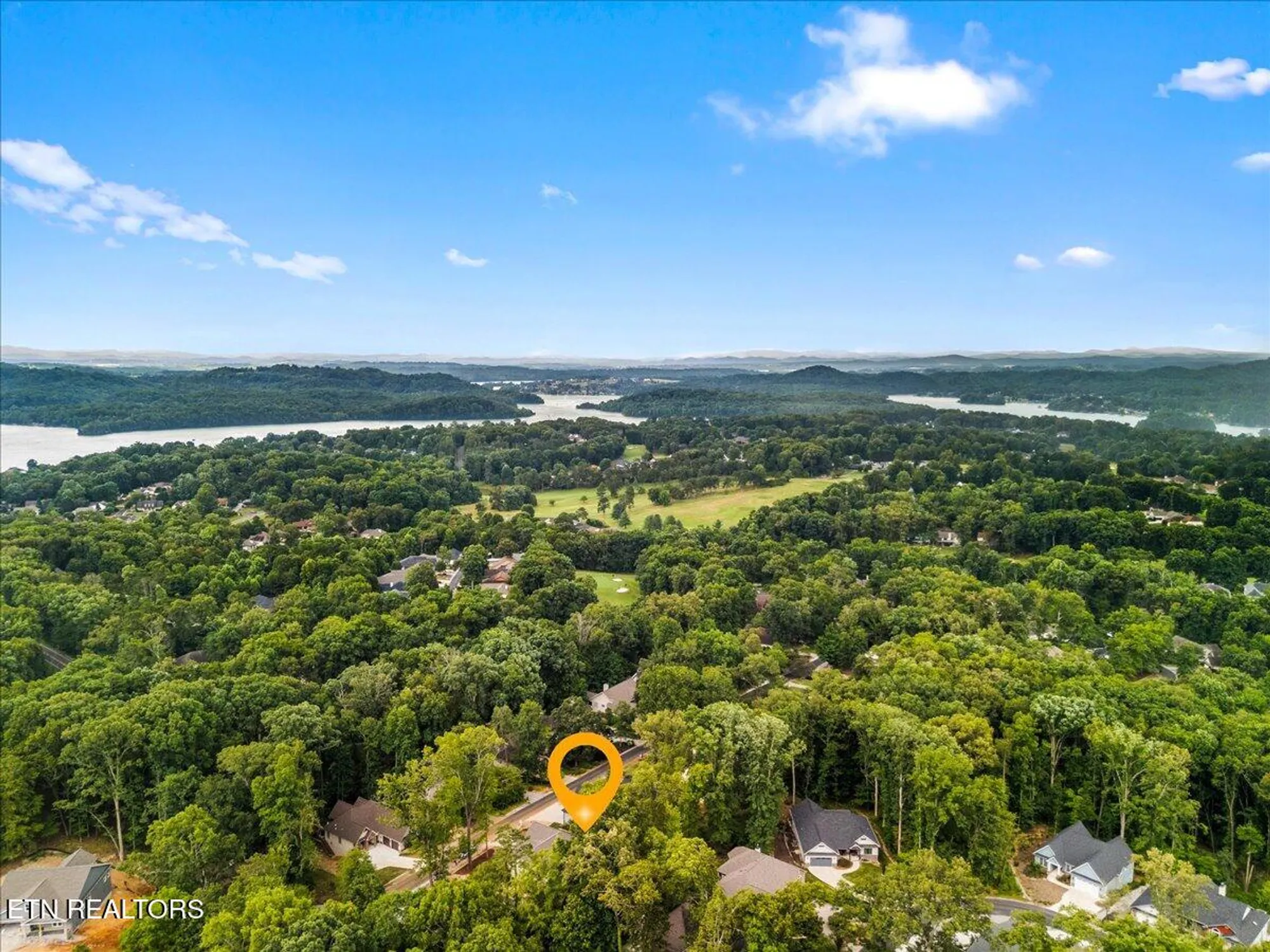 Property Slideshow image 39 of 41 | 111 oostanali way, Loudon, TN, 37774