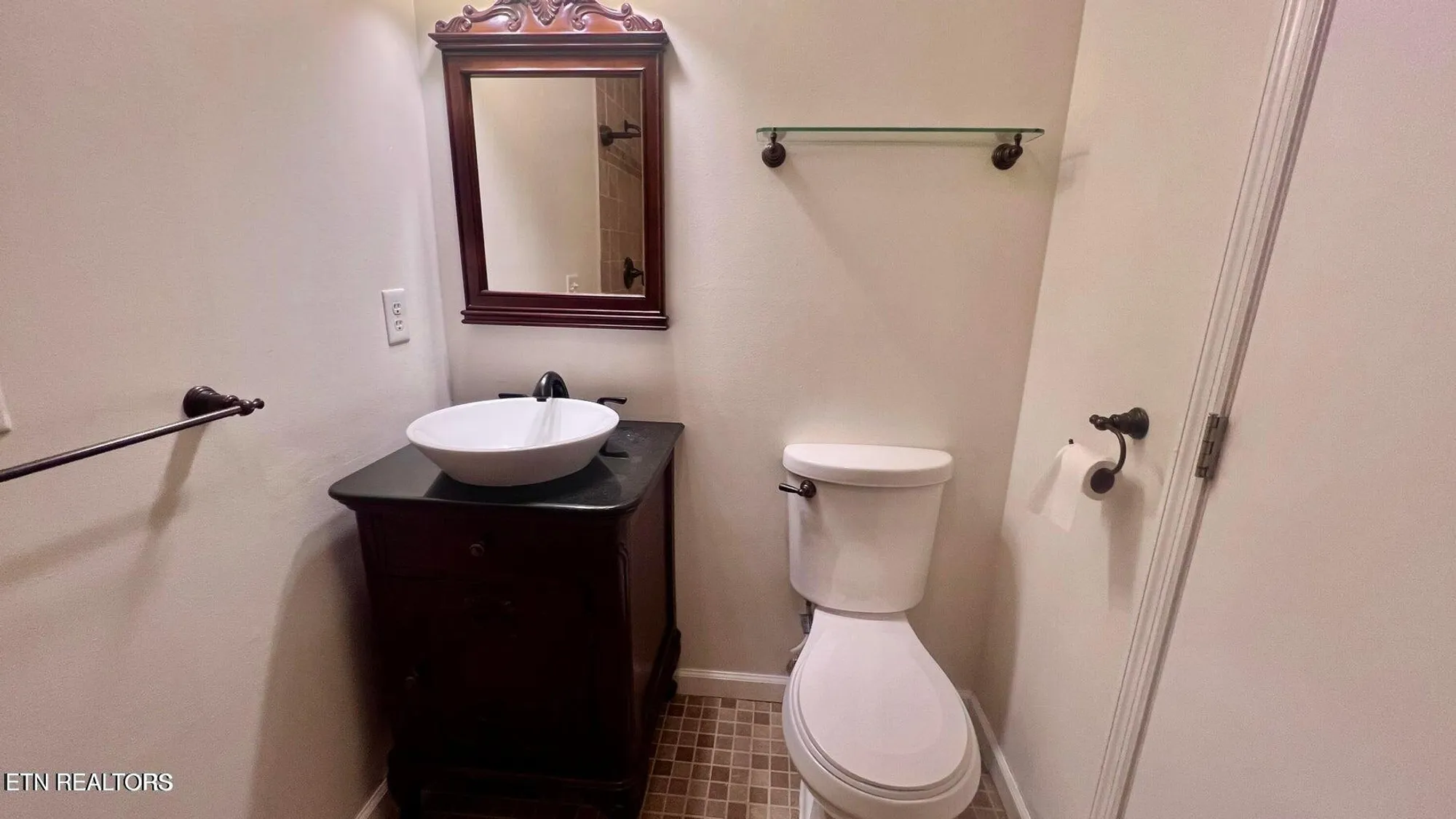 Property Slideshow image 46 of 49 | 215 snead dr, Crossville, TN, 38558